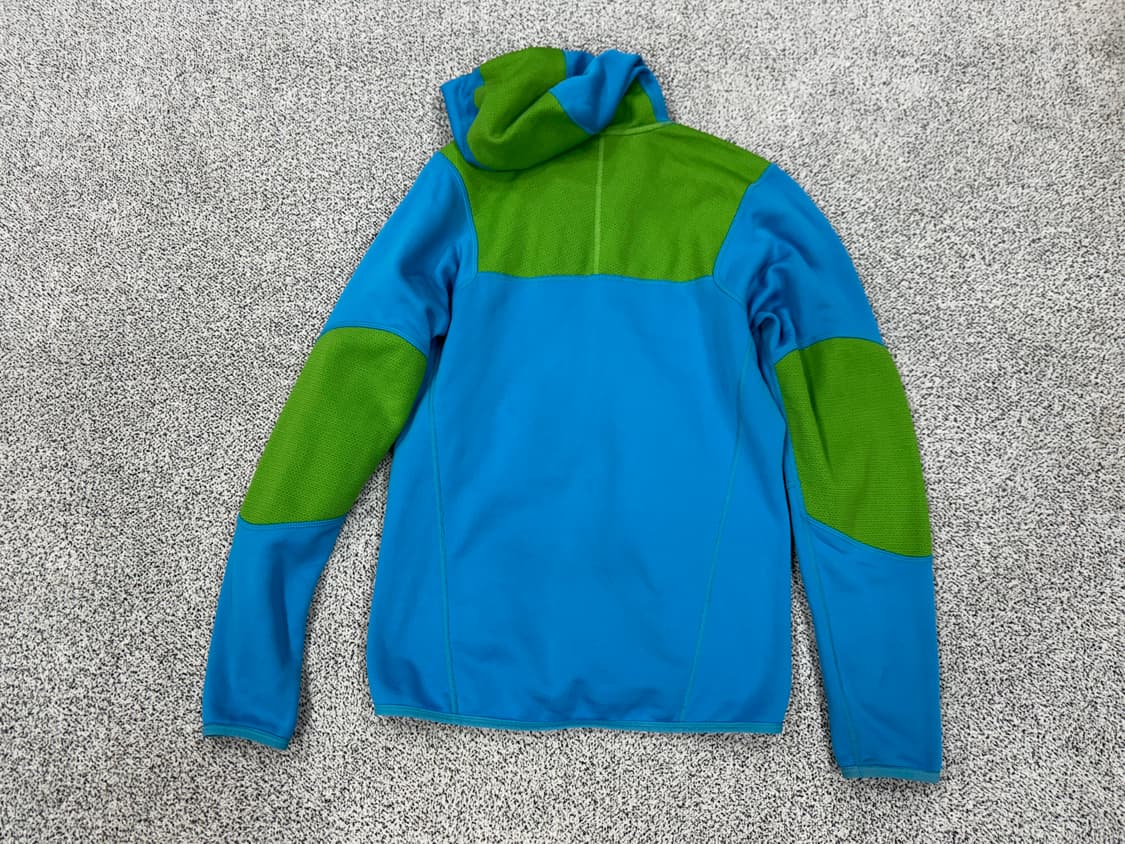 파타고니아 폴라텍 하이브리드 후드집업 상품이미지2