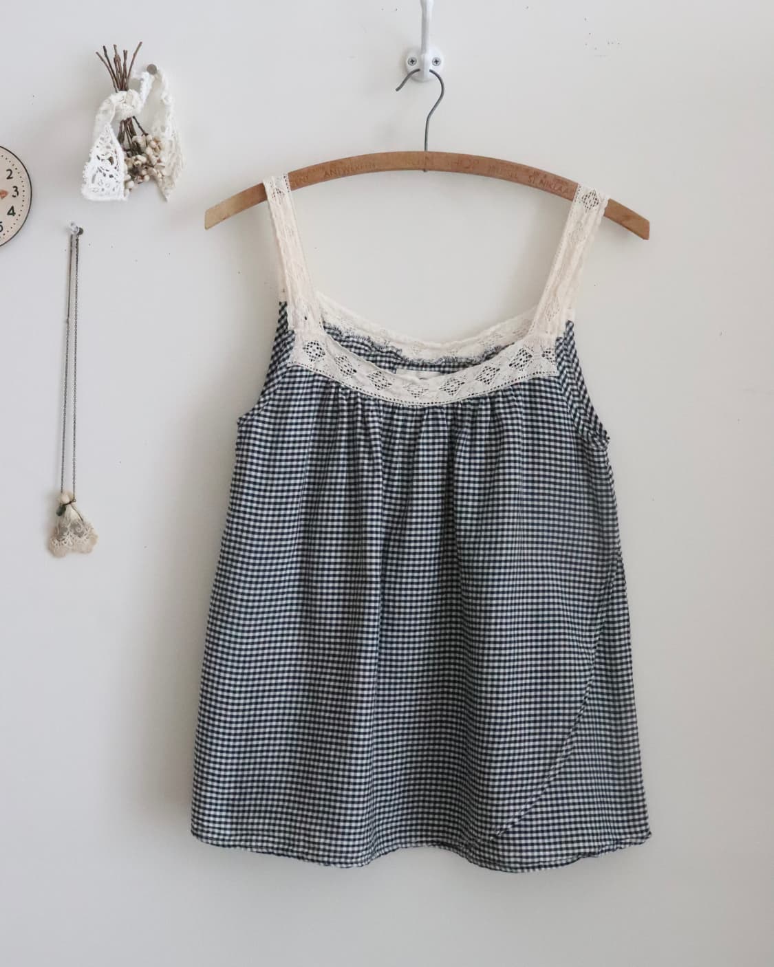 [HUG Ō WäR] Check Lace Camisole Blouse 상품이미지9