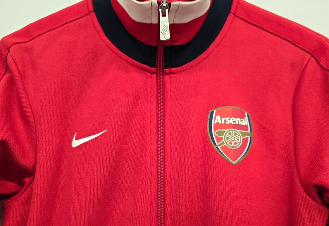 나이키 스우시 아스날 엠블럼 트랙탑져지.
싸이즈 95 상품이미지2