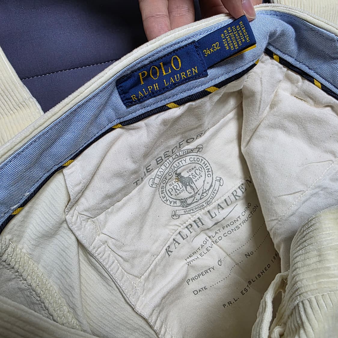 폴로 랄프로렌 코듀로이 클래식핏 팬츠 크림컬러 상품이미지3