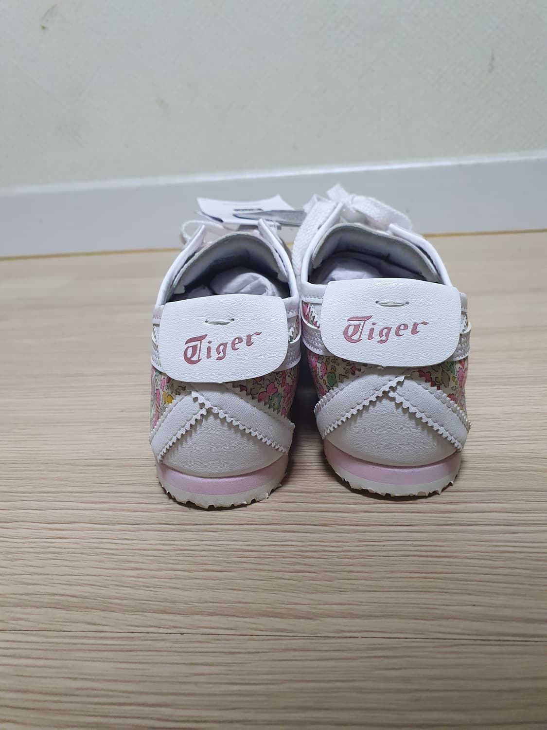 오니츠카타이거 멕시코66 코튼 캔디 235 상품이미지5