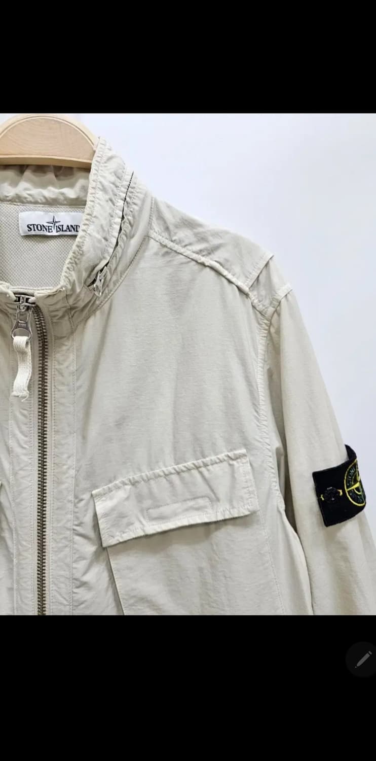 STONE ISLAND 스톤아일랜드 후드 바람막이 자켓 / 남 L 상품이미지3