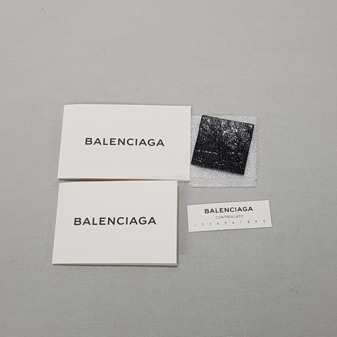 발렌시아가 클래식 모터백 스몰 상품이미지10