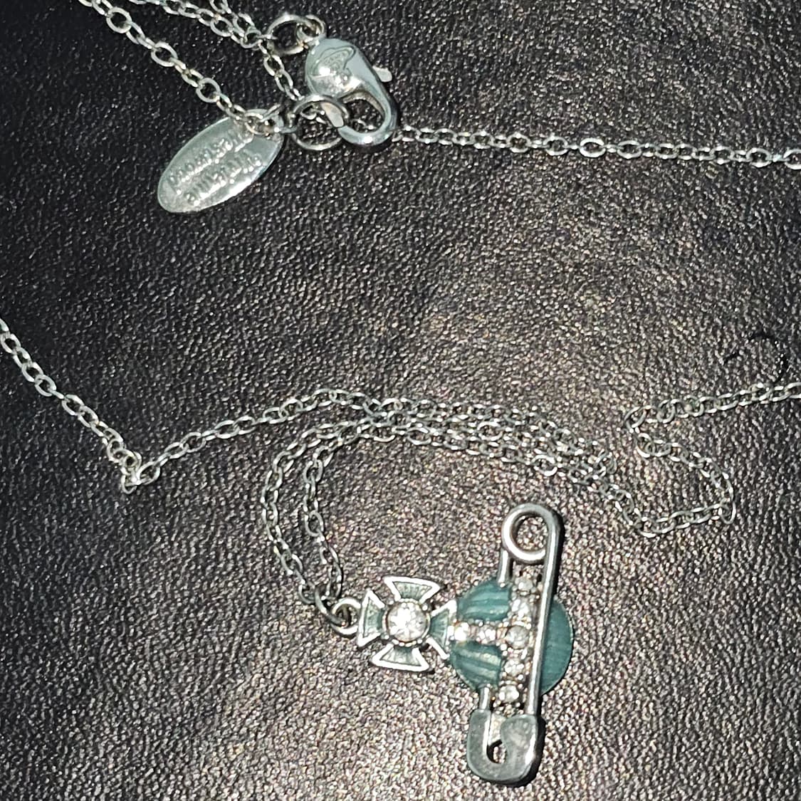 비비안웨스트우드 목걸이 상품이미지1