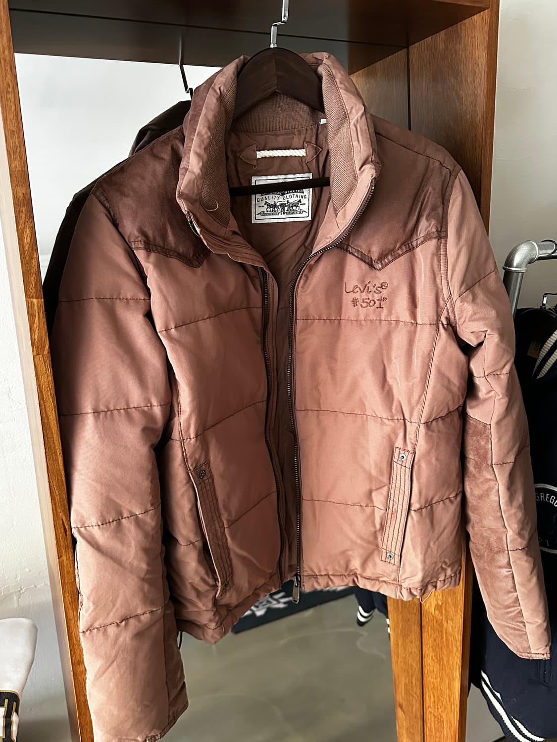 Levis 리바이스 레더 패치 덕다운 푸퍼 패딩자켓 상품이미지2