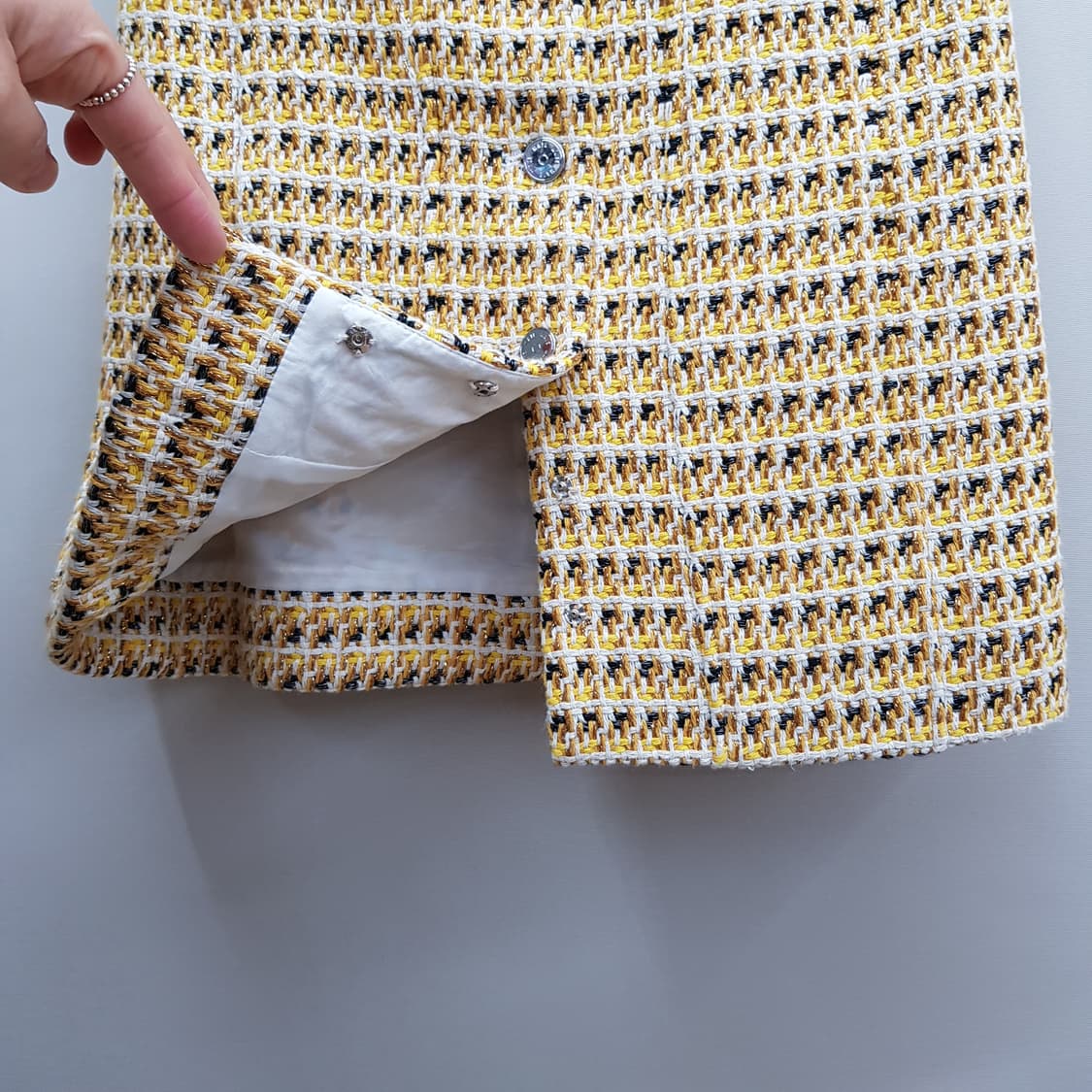 마쥬 트위드 금사 포인트 반팔 미니 원피스 34사이즈 상품이미지5