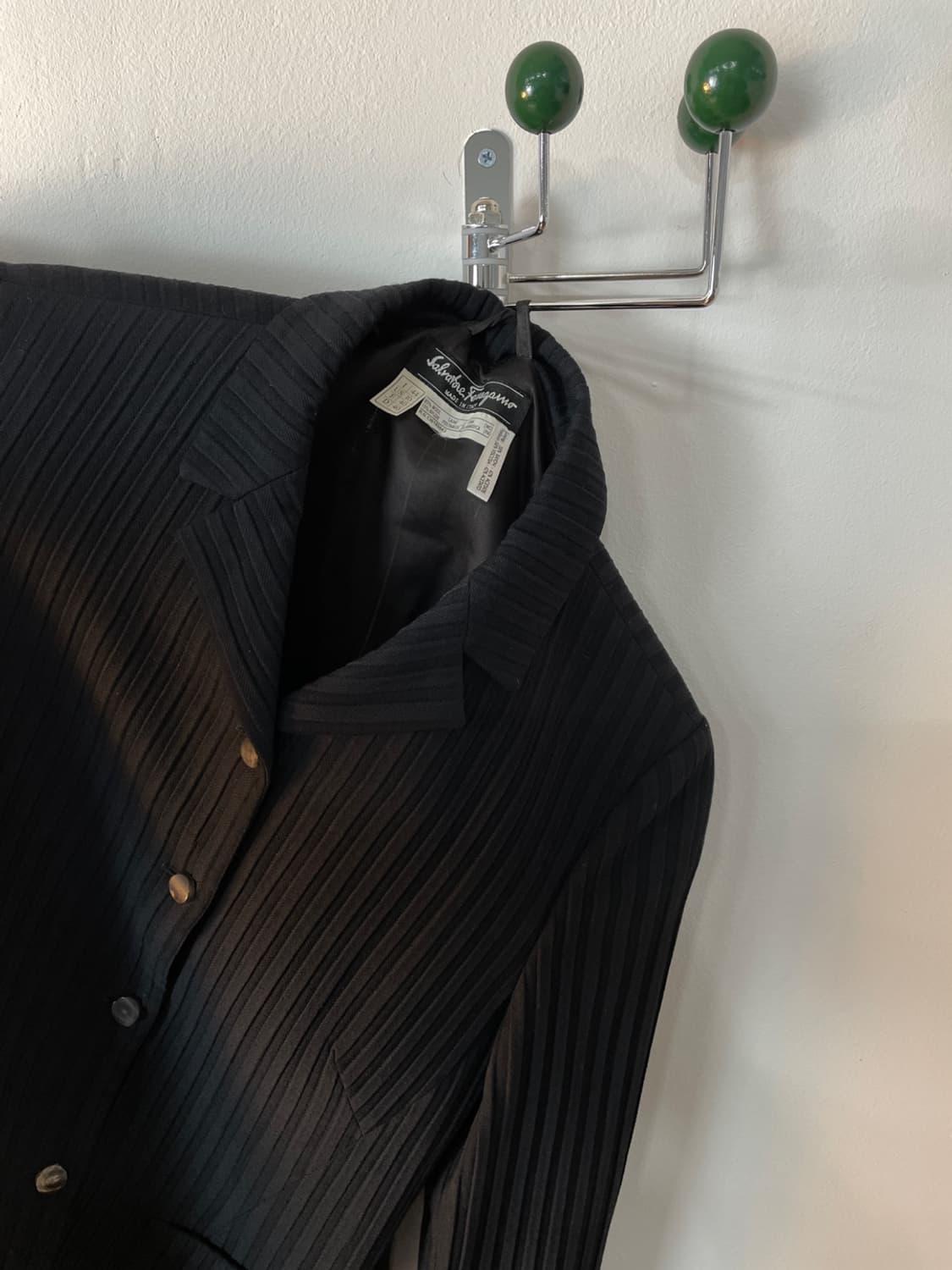 살바토레 페라가모 플리츠 자켓 상품이미지4