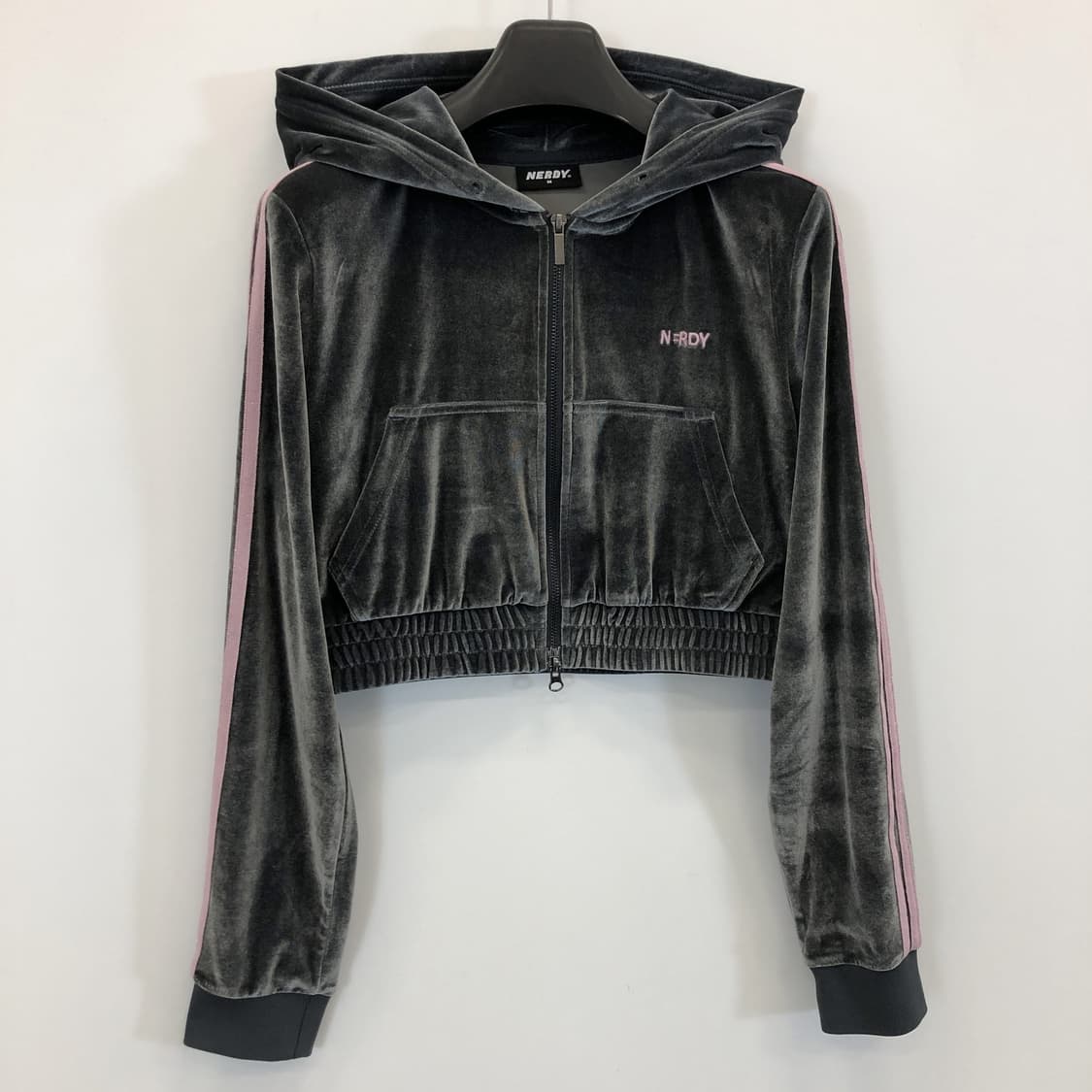 NERDY 널디 크롭 벨벳져지 M 상품이미지1