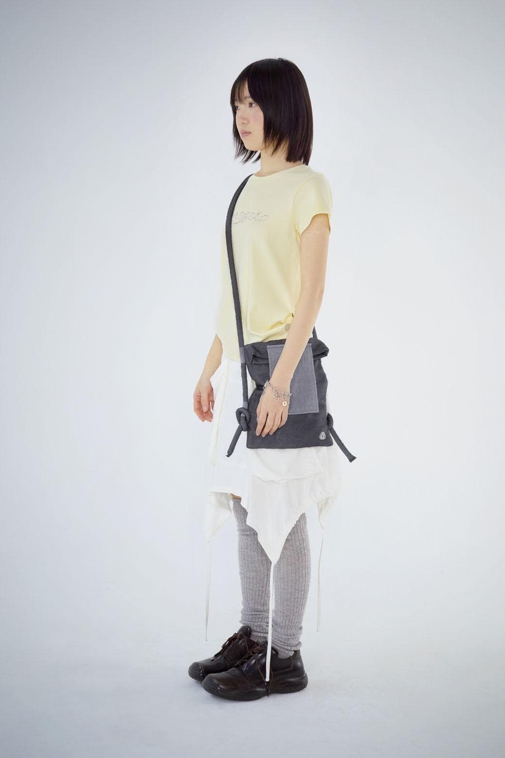 Coyseio Ribbon Side Strap T-Shirt Yellow 상품이미지2