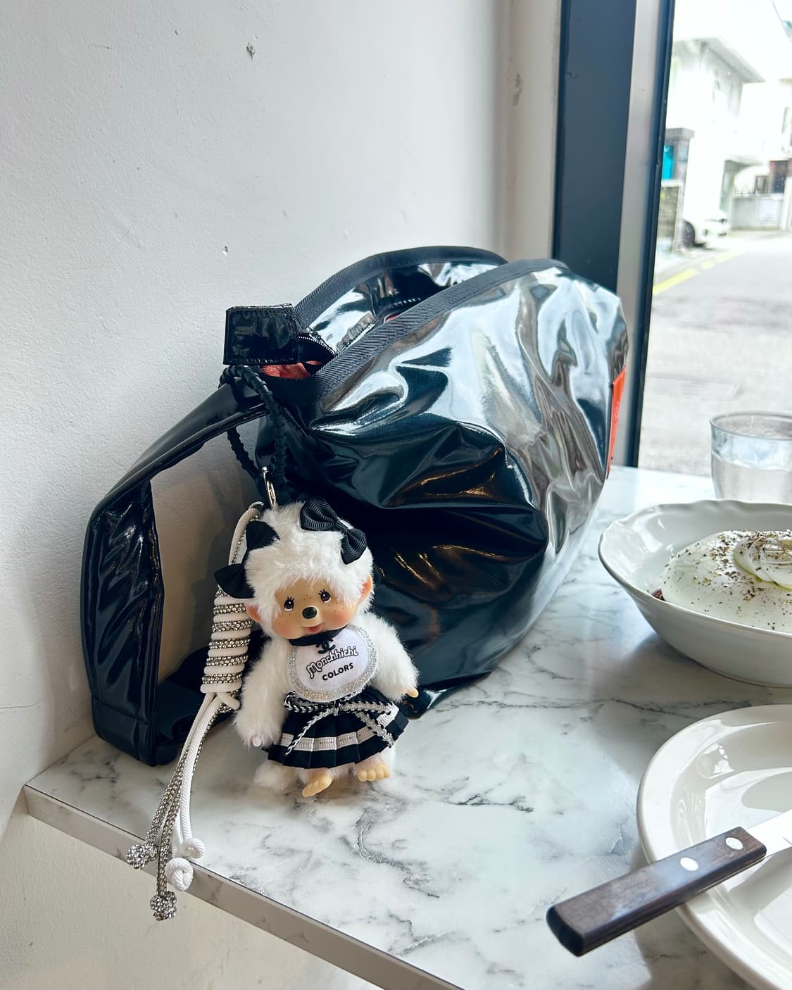 (19)정품몬치치🖤🤍 화이트 블랙리본 커스텀키링 상품이미지5