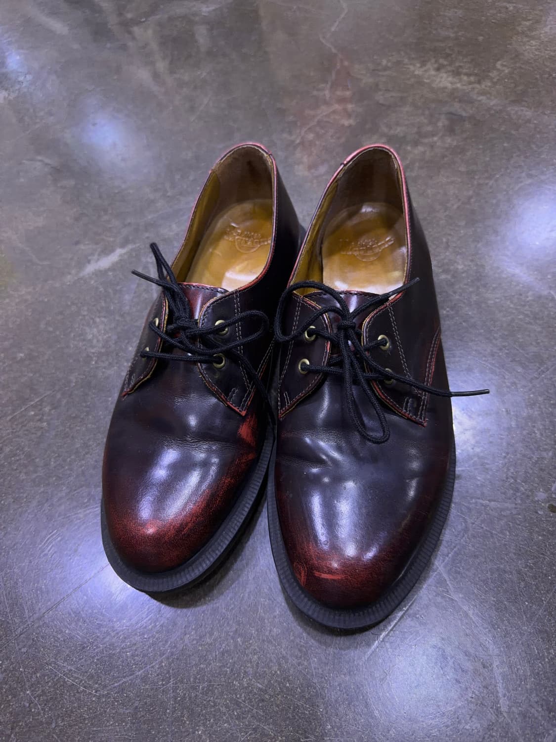 닥터마틴 브룩 슈즈 구두 버건디 체리 레드 240 상품이미지2