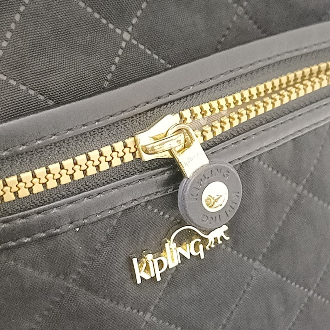 정품 키플링 퀼팅 백팩 L 학생 일상 여행 가방 블랙 훌륭 사랑봉봉정품  상품이미지9