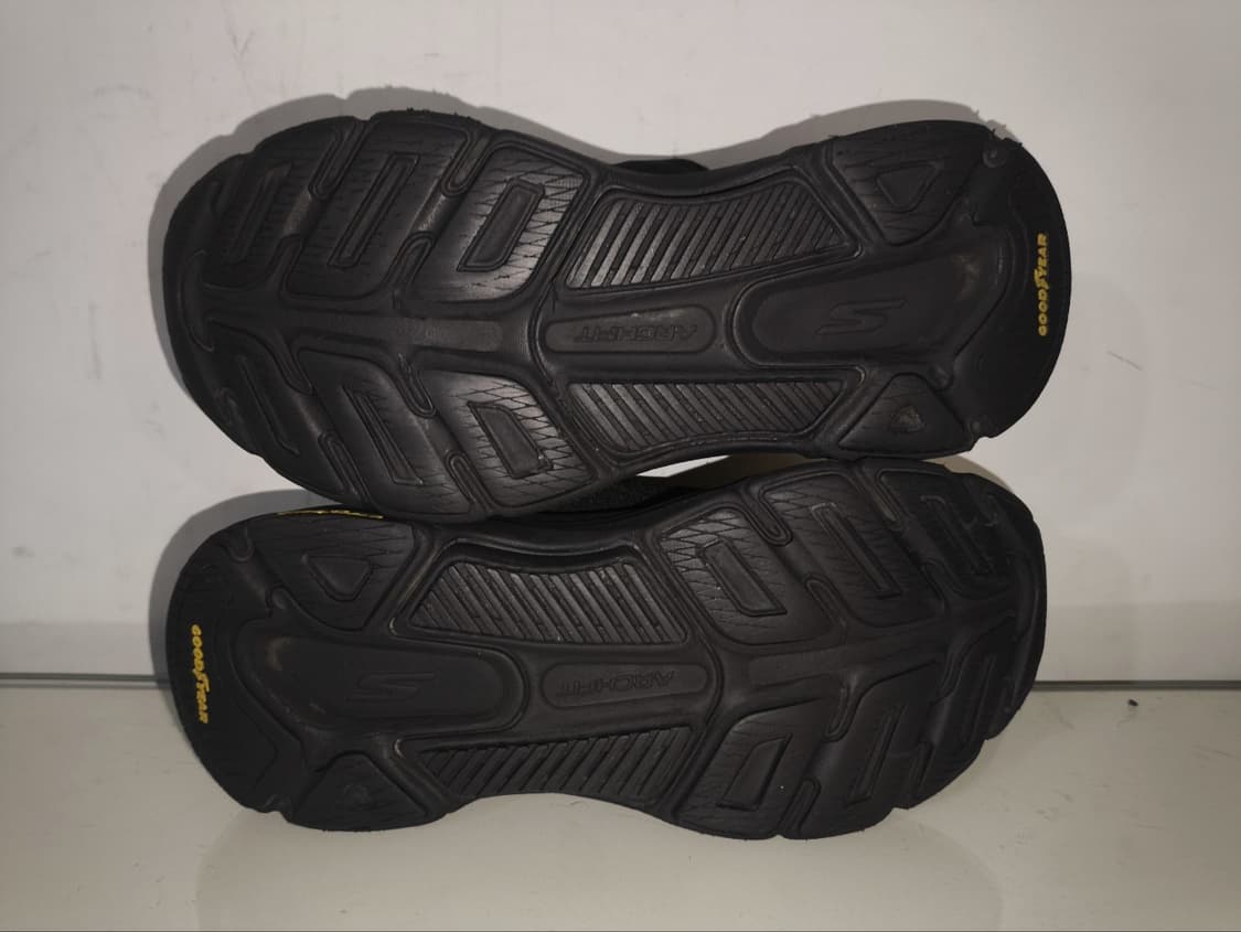 250mm 스케쳐스 맥스쿠셔닝 아치핏2 고런 러닝화 상품이미지8