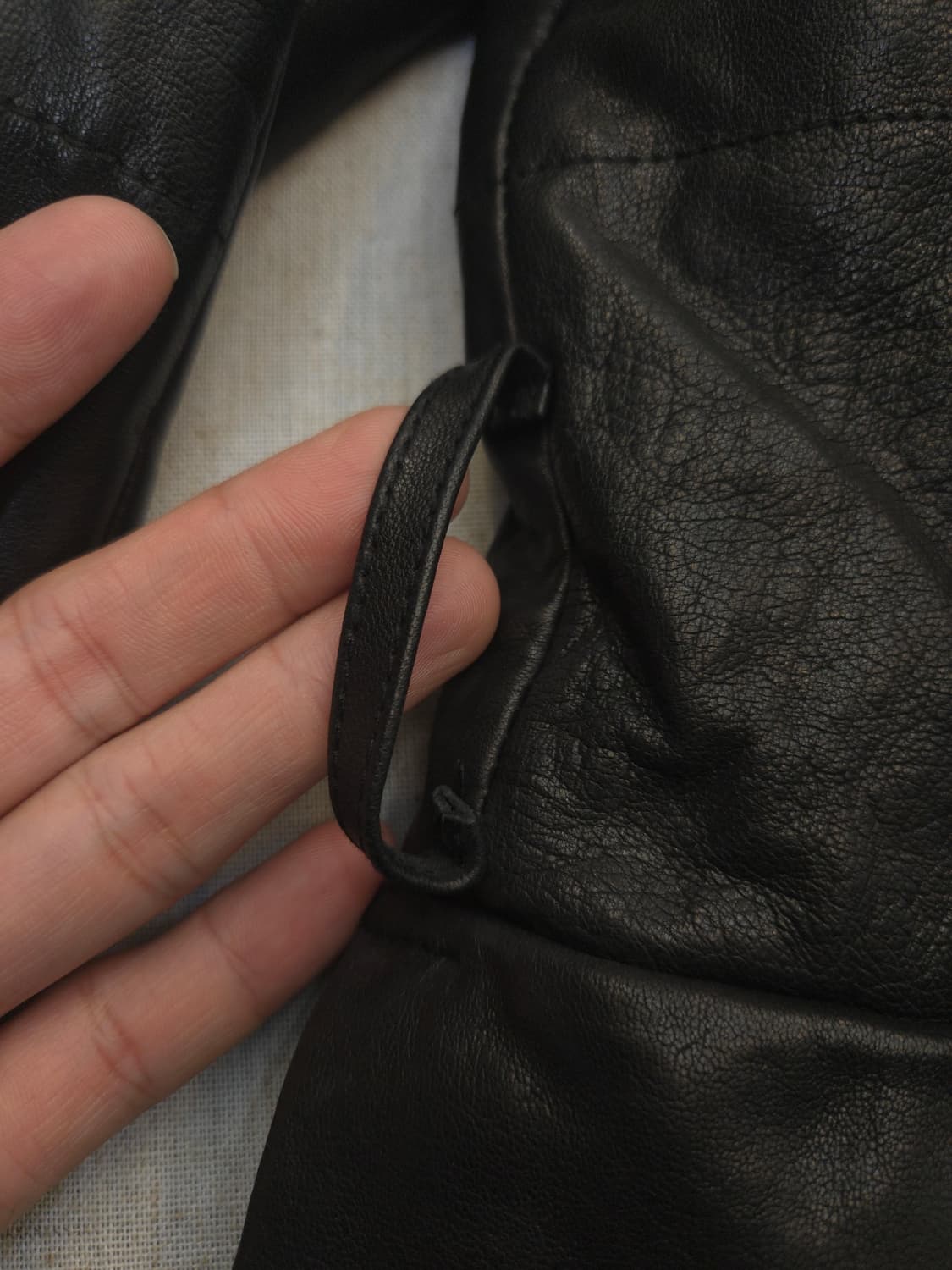 HASSTIGE 블랙 양가죽 퍼 코트 상품이미지8