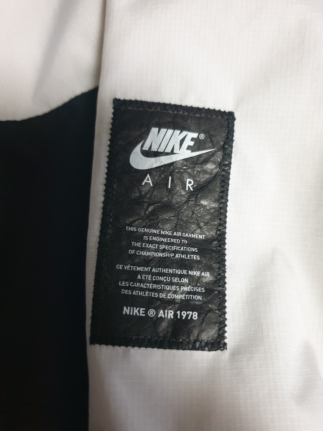 나이키 에어 우븐 하프집업 후드 아노락 검횐 (XXL) 상품이미지3