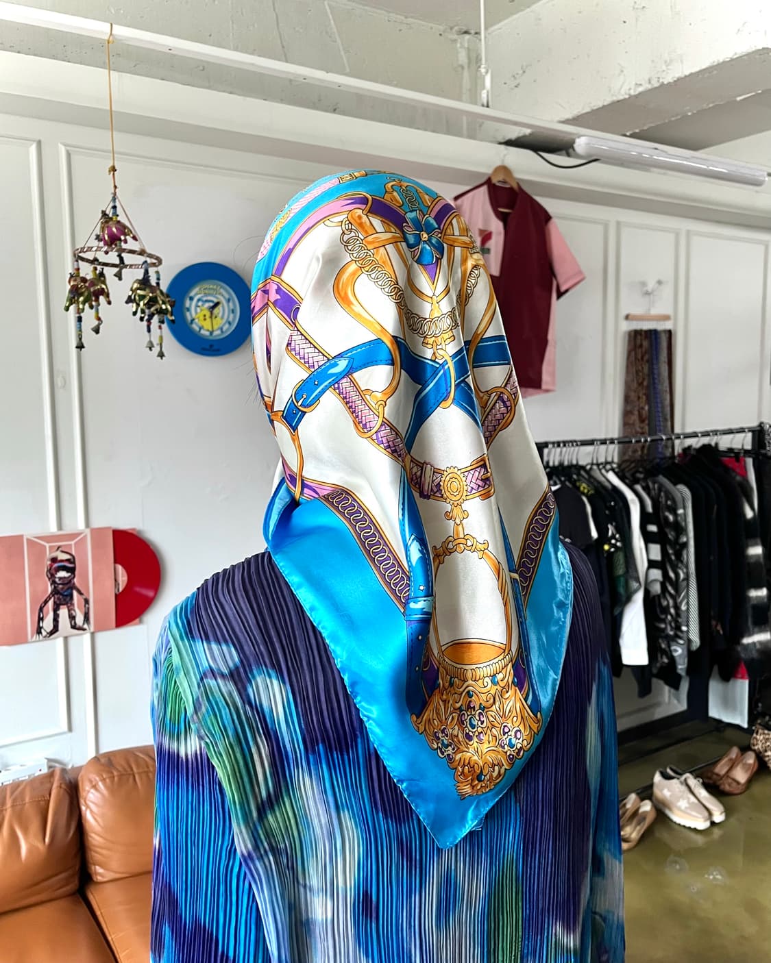 JPN Vintage Regalia Pattern Silk Scarf 상품이미지2