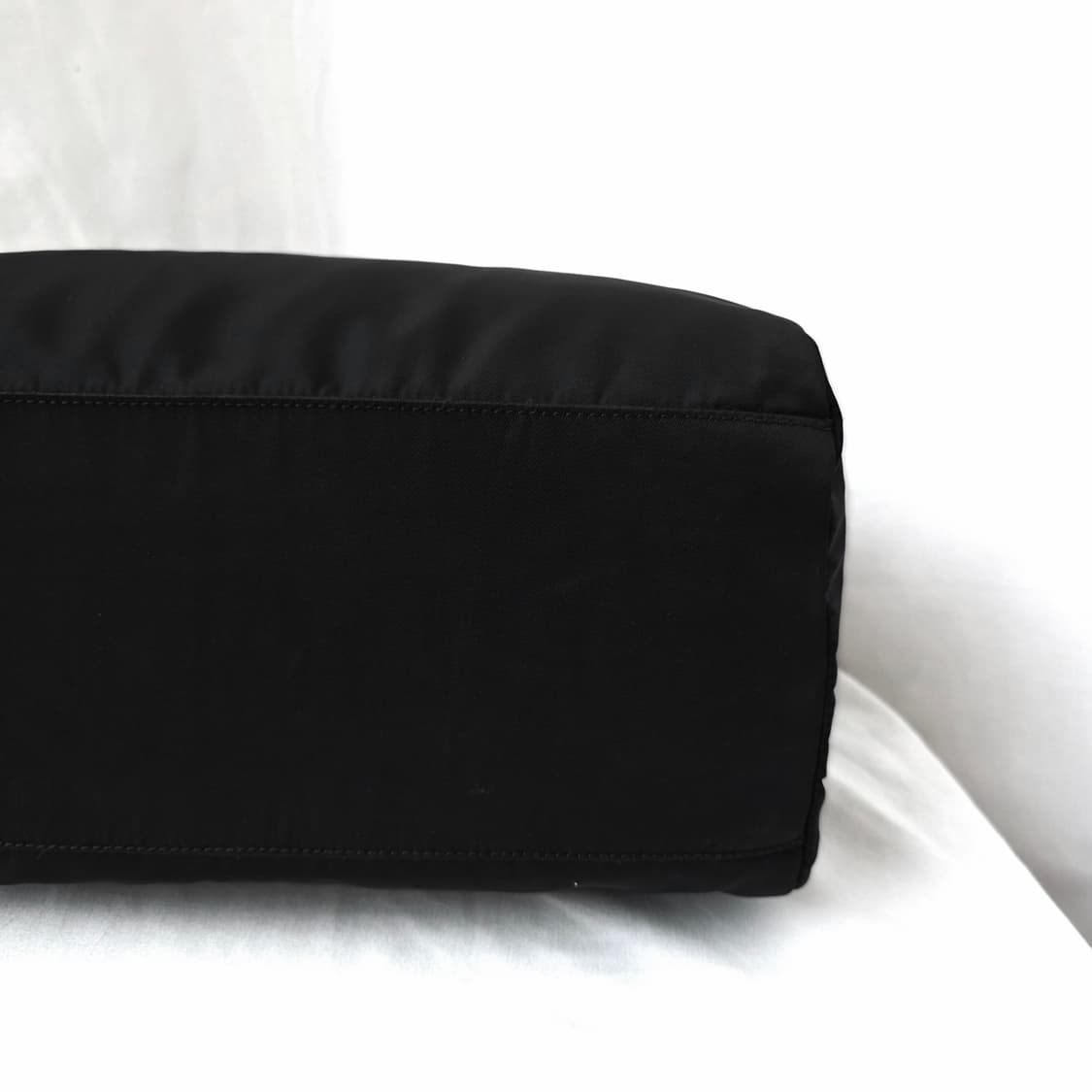 [정품 PRADA] 프라다 포코노 나일론 여성 토트백 상품이미지7