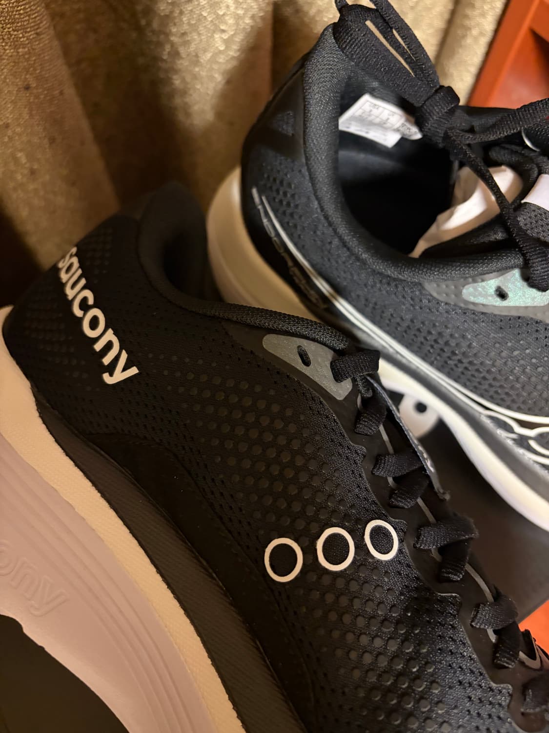 써코니 엔돌핀 트레이너 270사이즈 상품이미지6