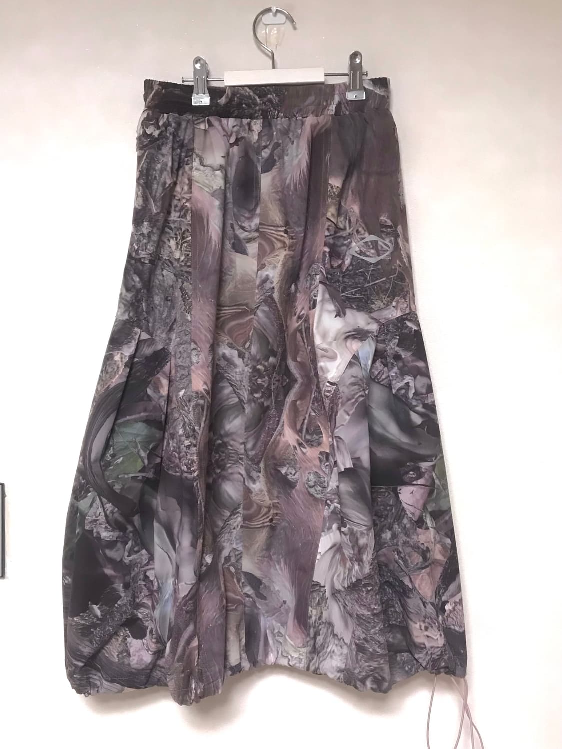 미스치프 익시디드 씬 스커트 상품이미지1