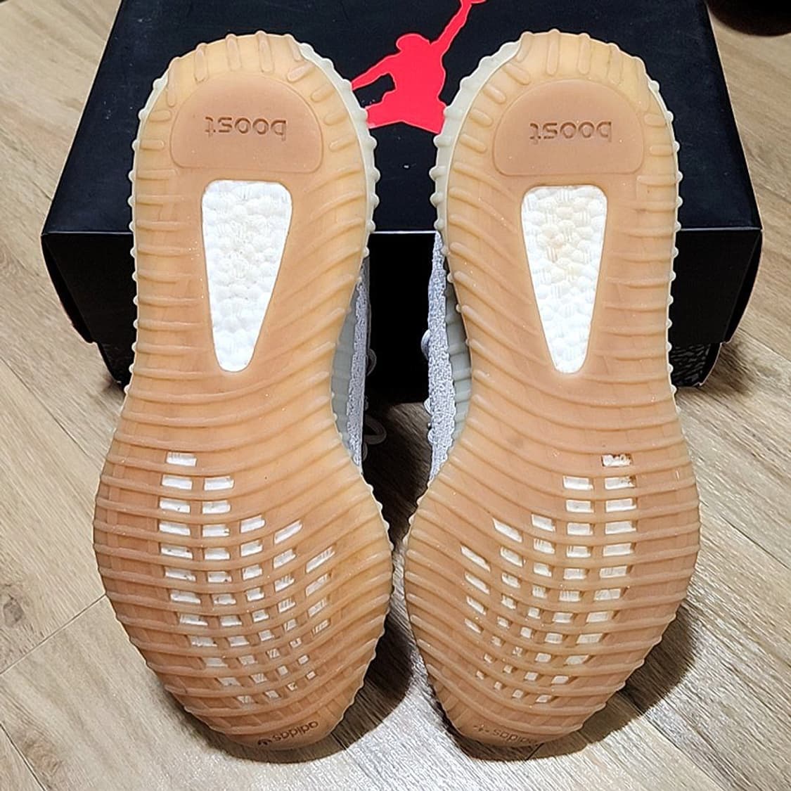 아디다스 285 이지부스트 세서미 350 상품이미지6