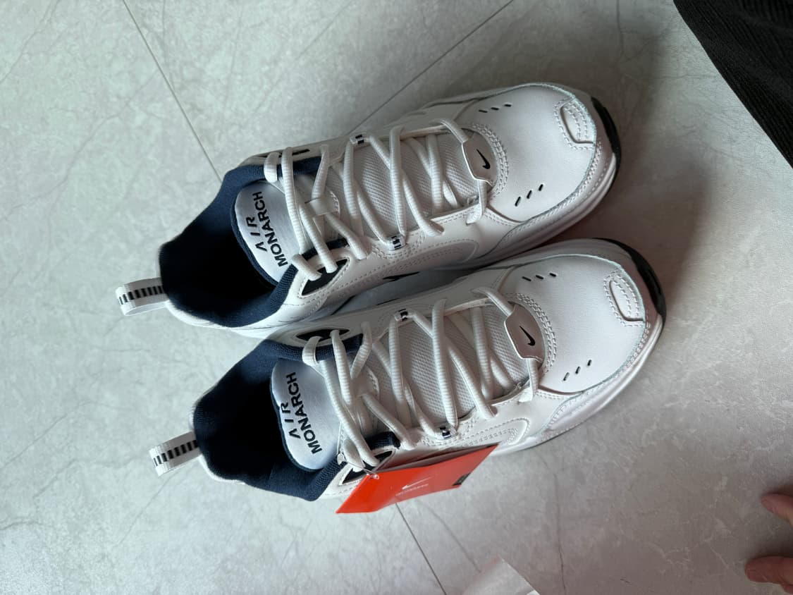 나이키 에어 모나크 새제품 상품이미지1