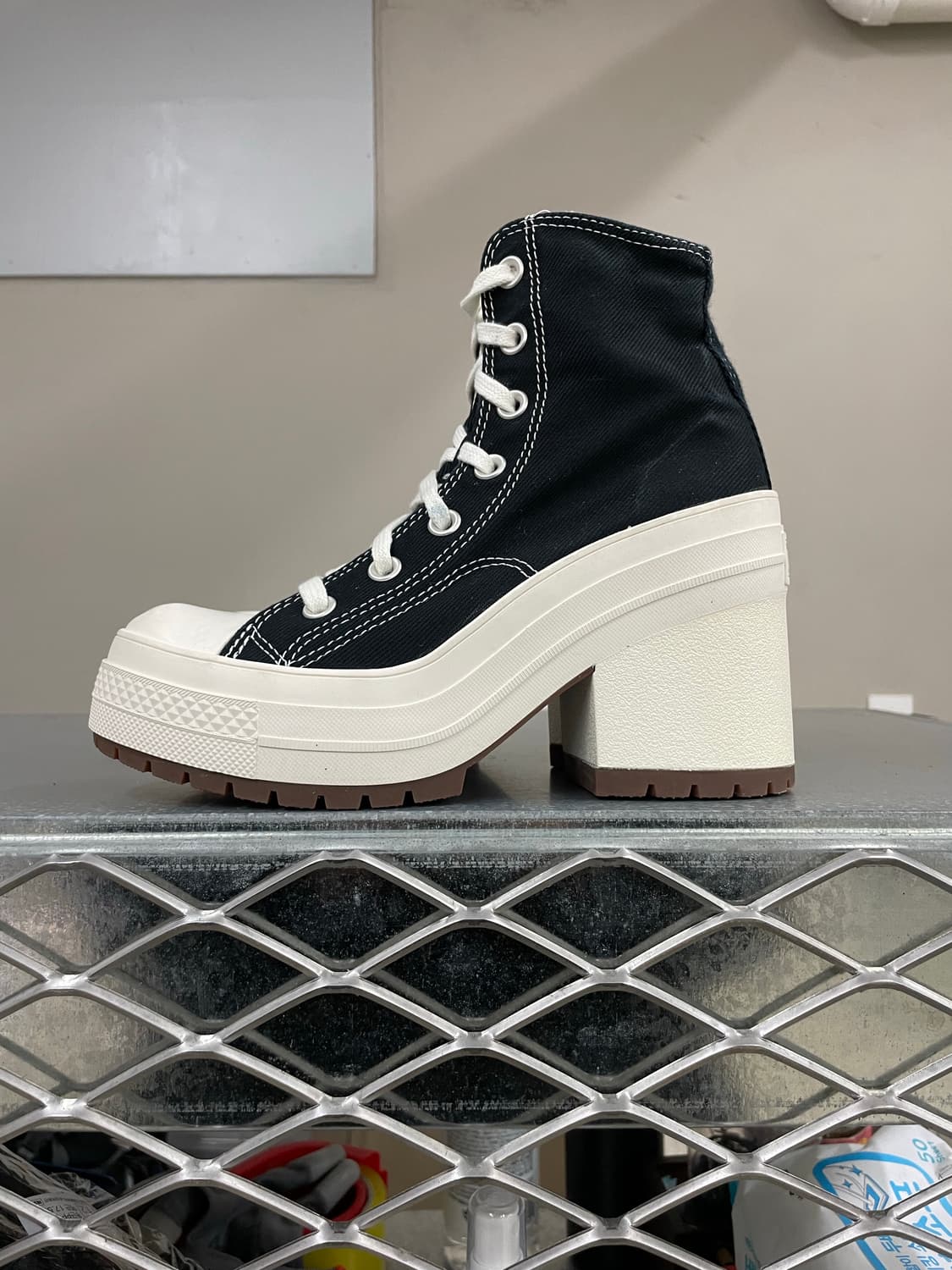 컨버스 척 70 디 럭스 힐 블랙 235 (gr-4253) 상품이미지1