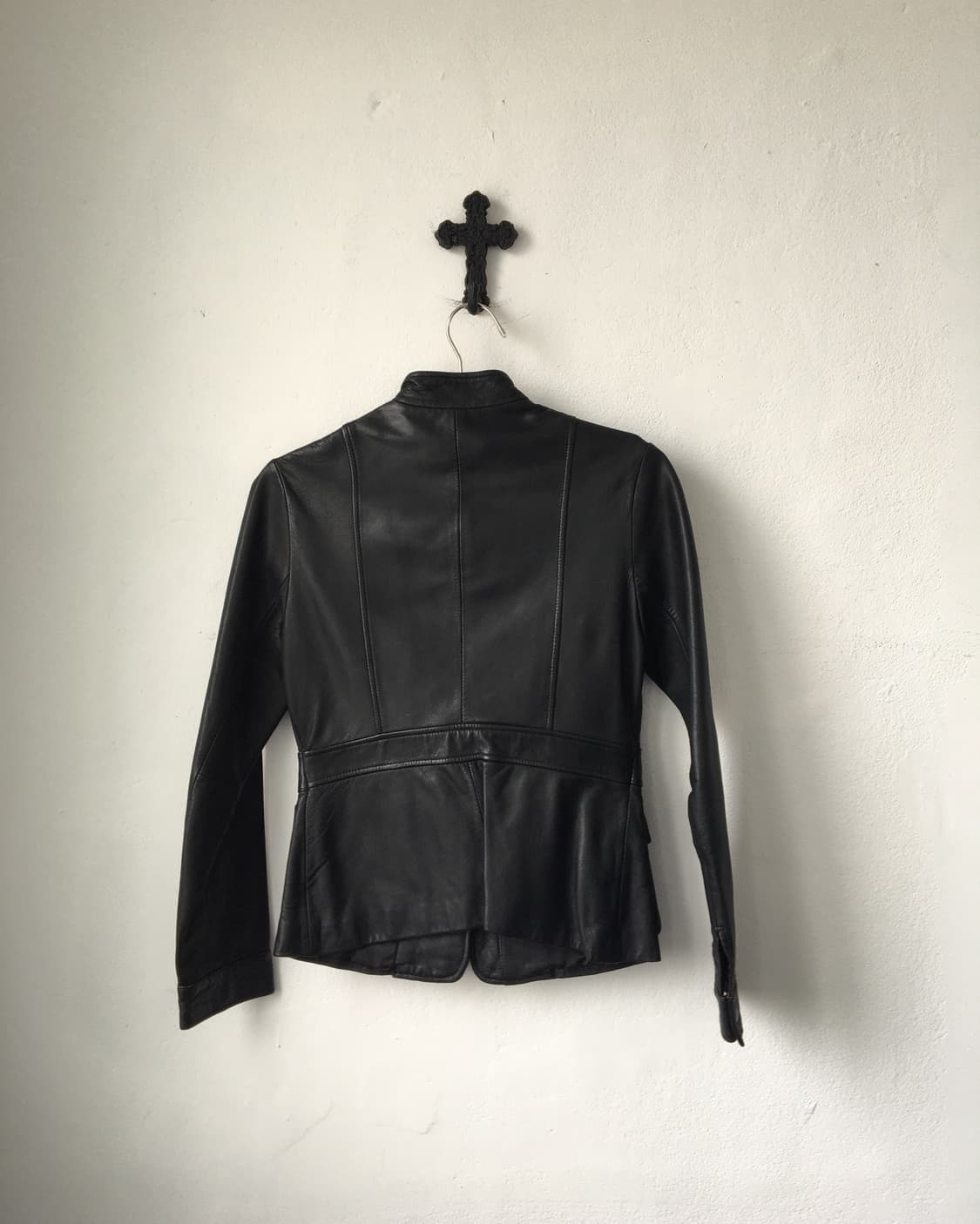 Slim fit lamb leather jacket 상품이미지3