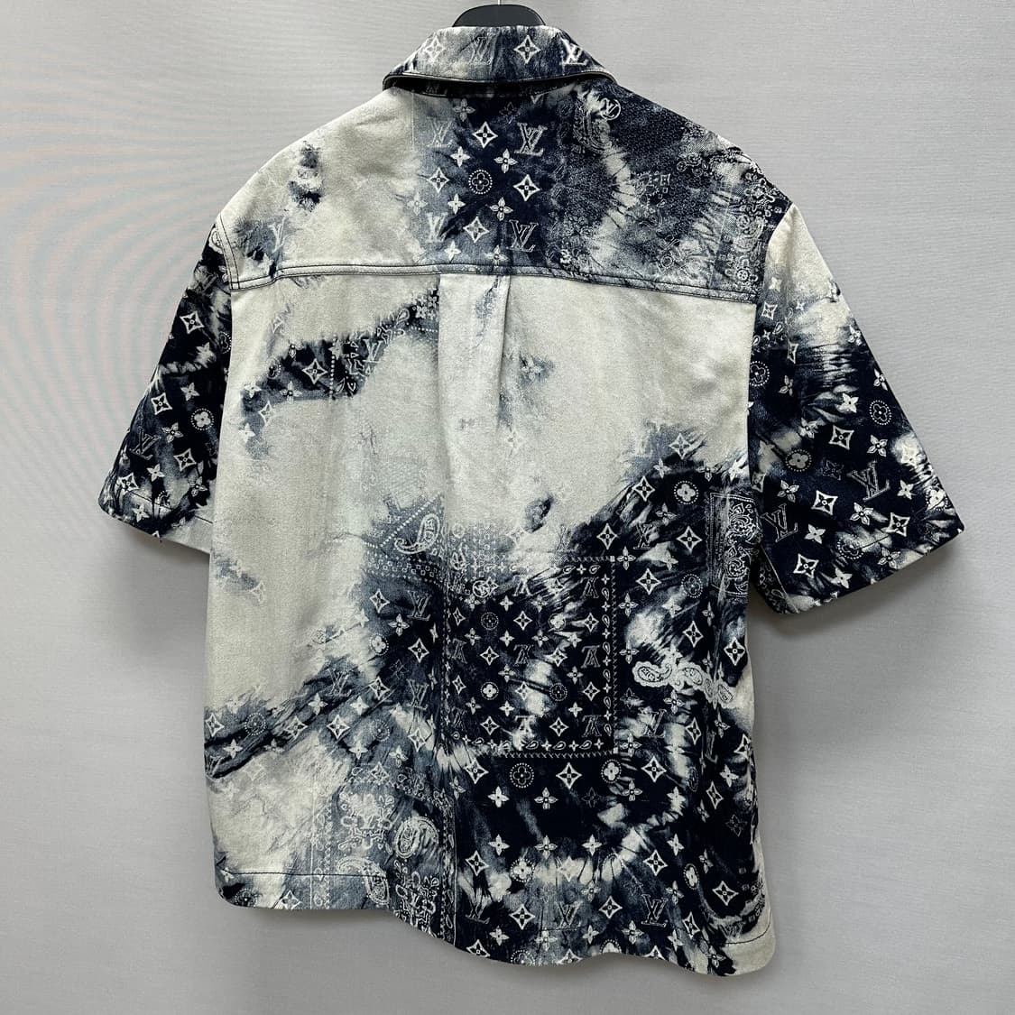 루이비통 모노그램 반다나 데님 셔츠 인디고 (105)  상품이미지5