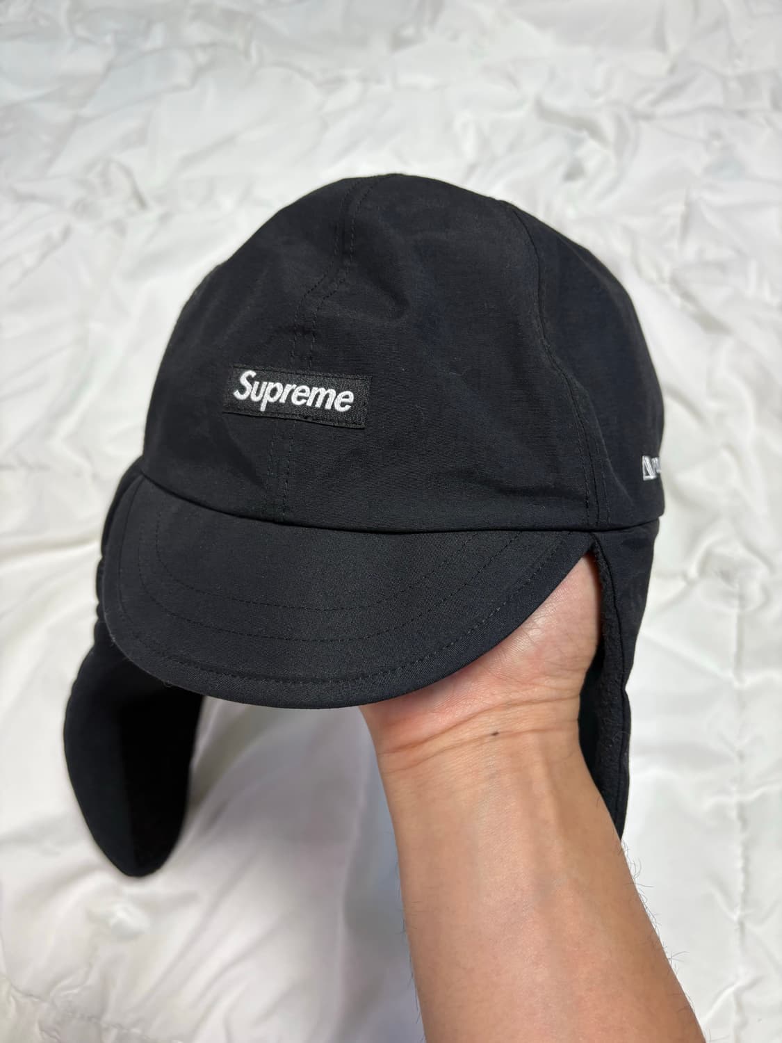 [M-L] 슈프림 고어텍스 이어 플랩 캡 블랙 상품이미지4