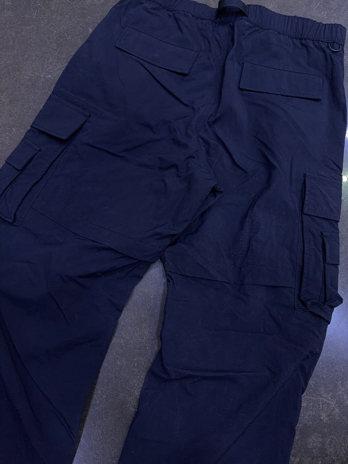 무신사스탠다드 시티 레저 벨티드 멀티포켓 카고팬츠 34 상품이미지10