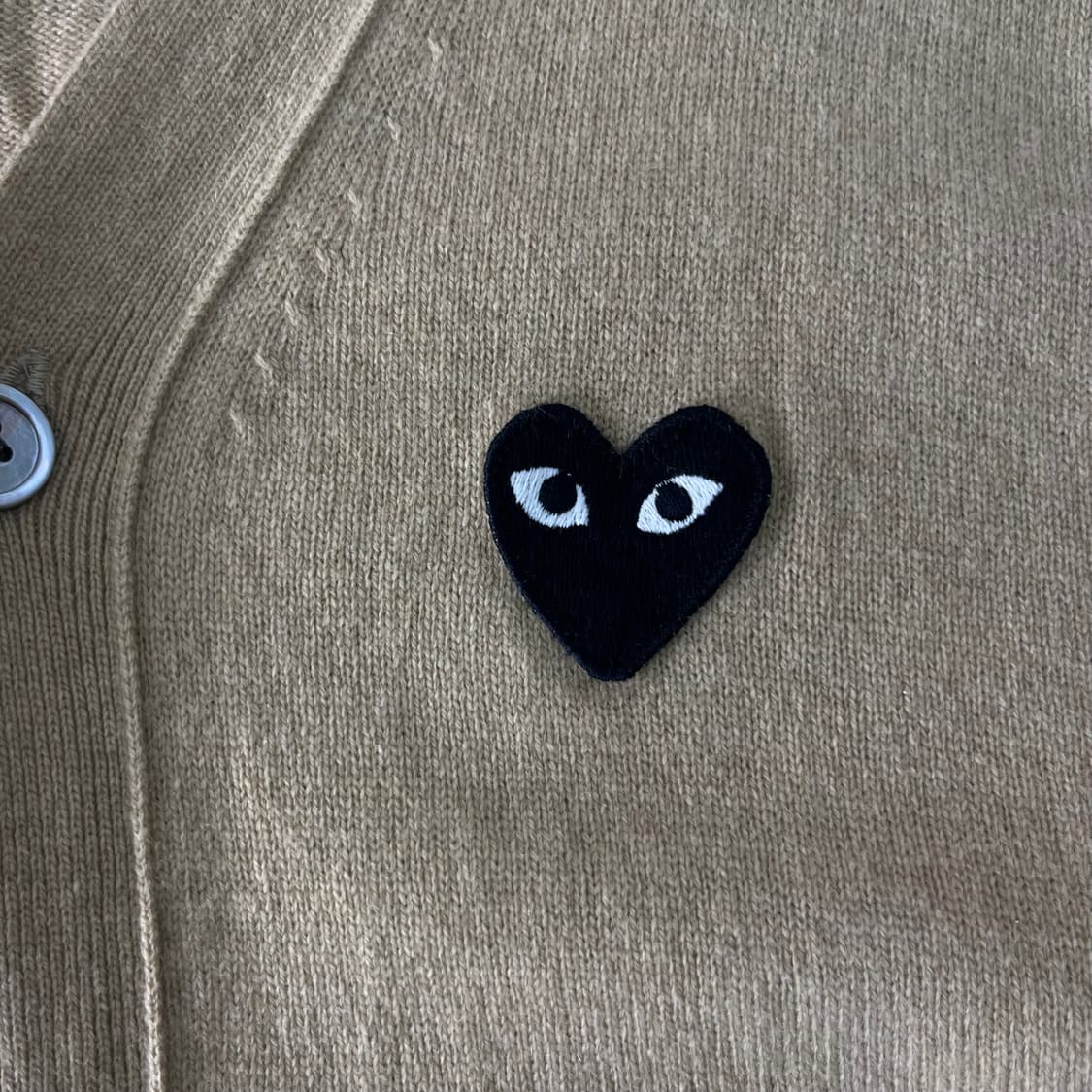 100 꼼데가르송 N-024 하트와펜 울 가디건 상품이미지4