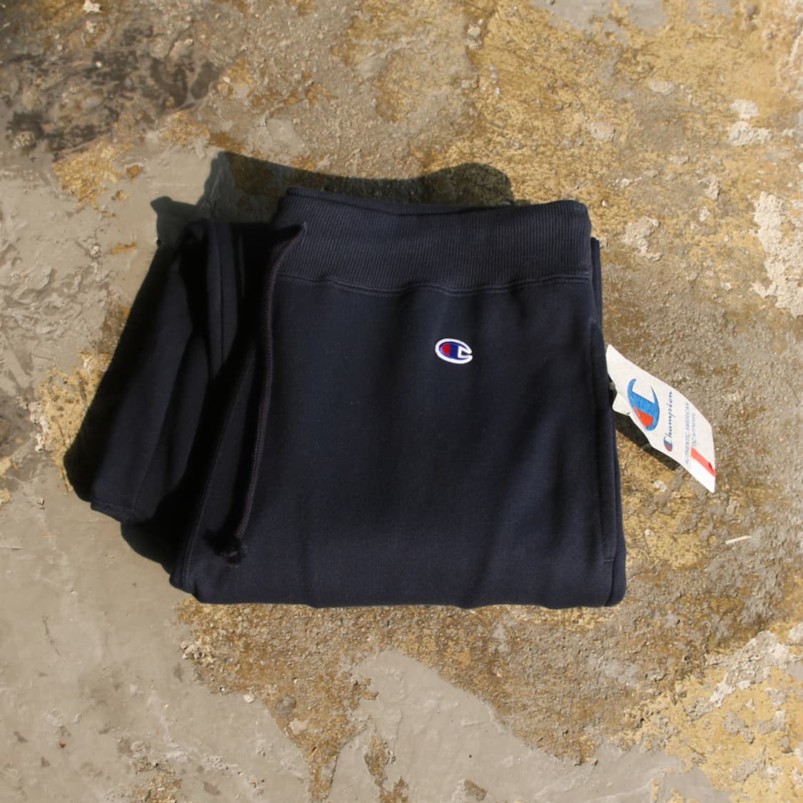 (착용컷) Champion 스웻 조거 팬츠 (남성용 XL) 상품이미지1