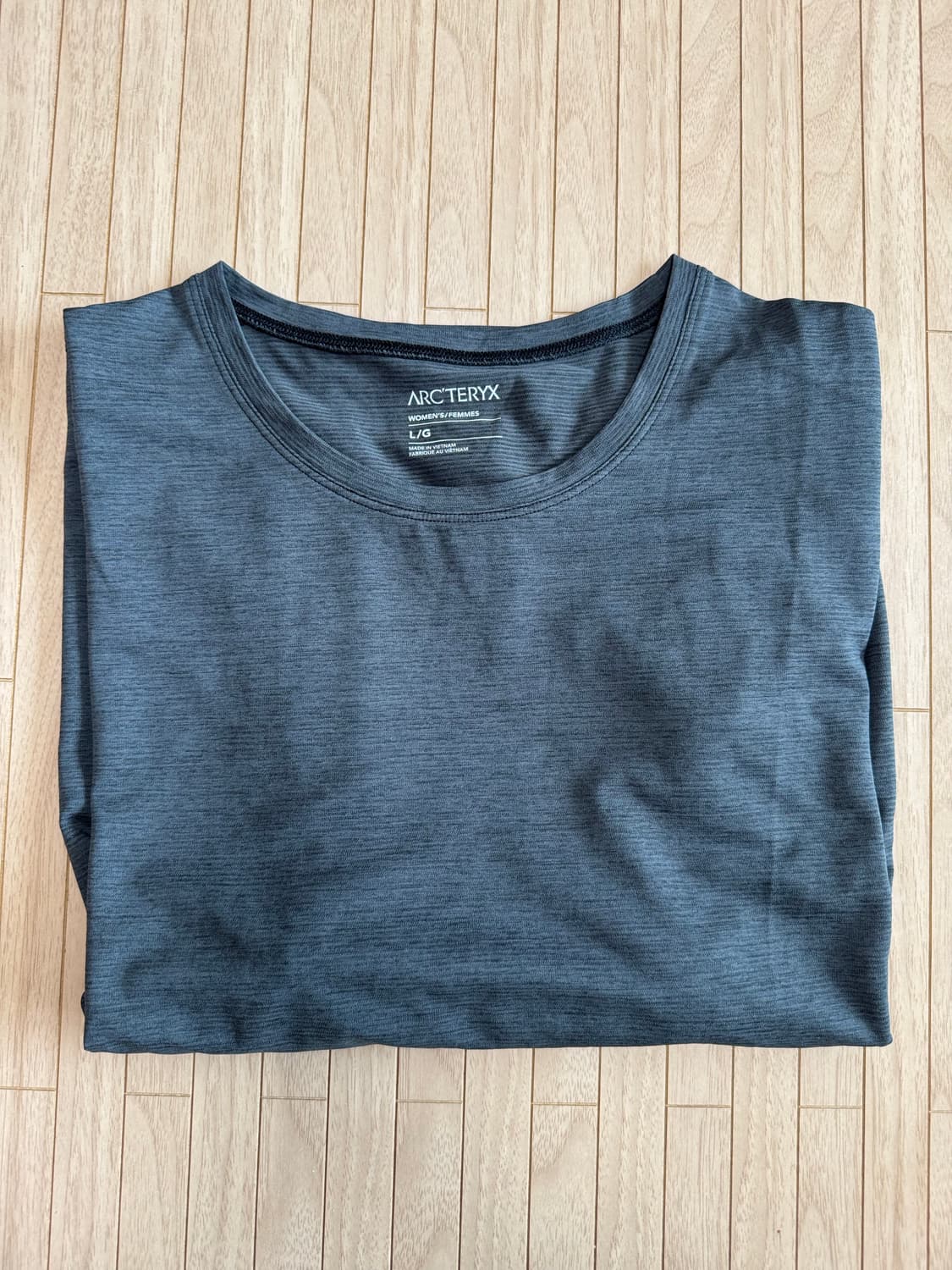 아크테릭스 테마 크롭 로고 반팔티 새제품 정품 상품이미지4