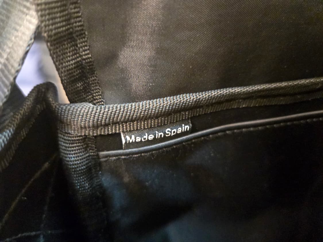 [쿨거환영]​누깍 (Nukak) 오리지널 업사이클링 메신저백 상품이미지4