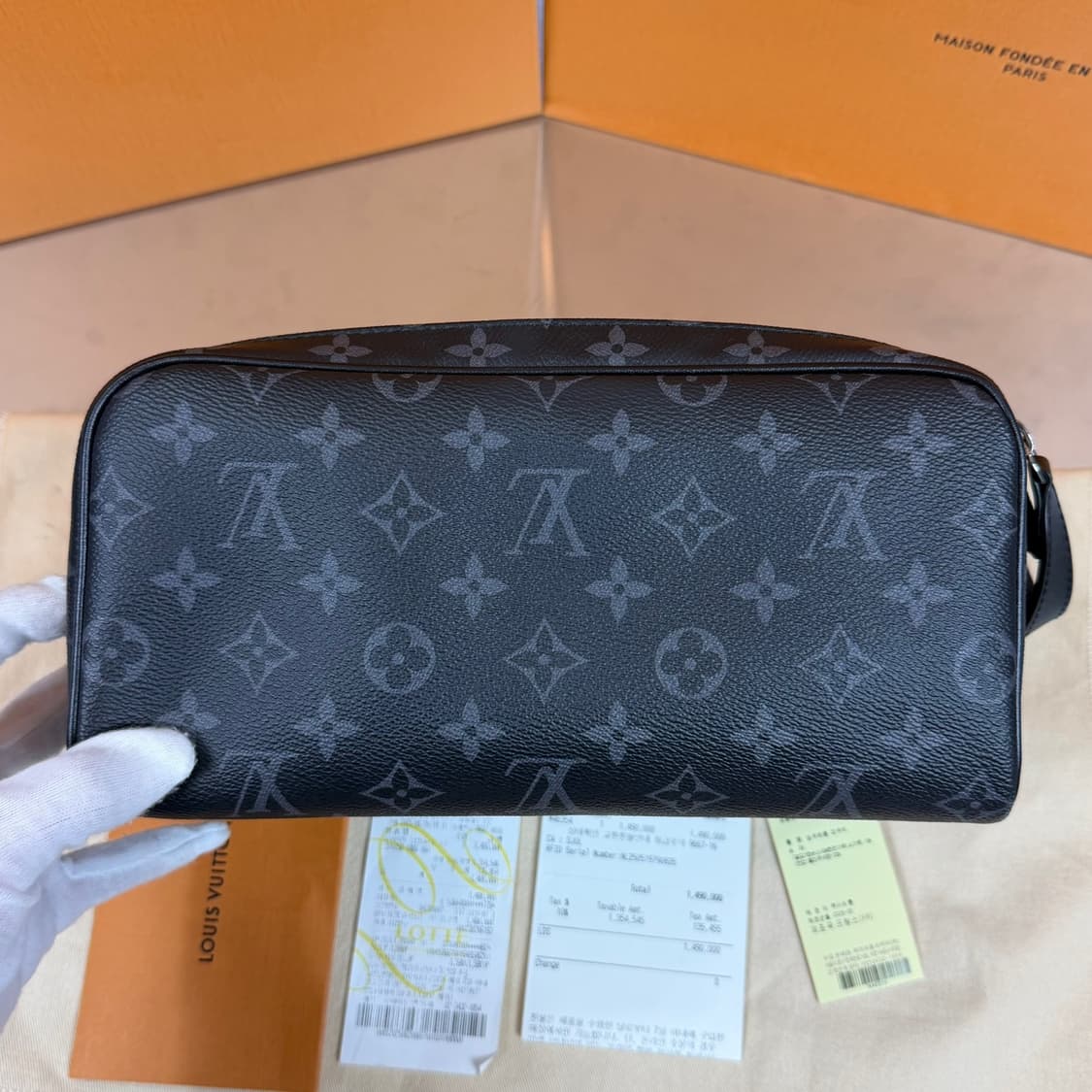 [리오브] 루이비통 이클립스 모노그램 돕 키트 클러치 상품이미지3