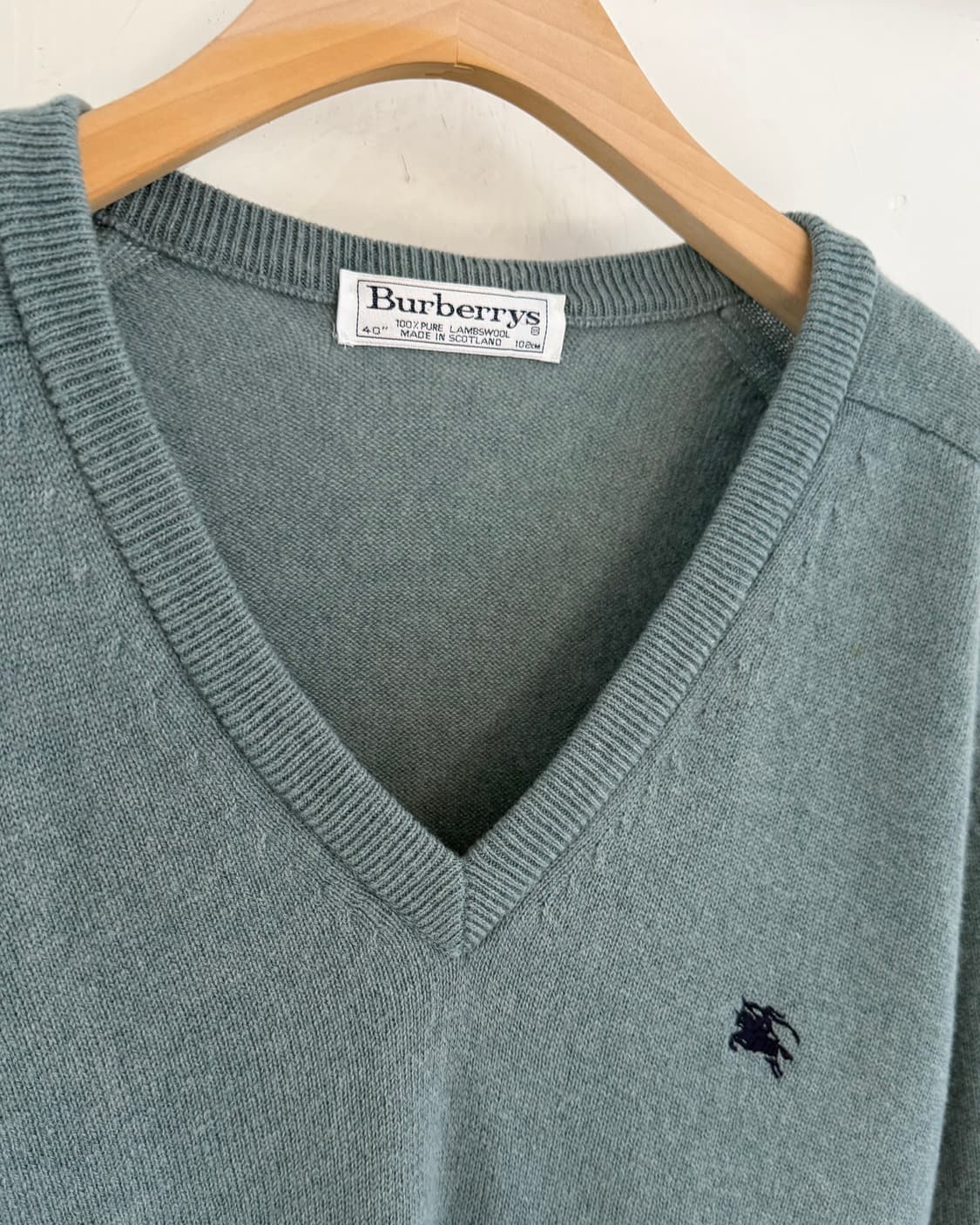 Burberry 버버리 기마로고 램스울 브이넥 니트 스톤블루컬러 상품이미지6