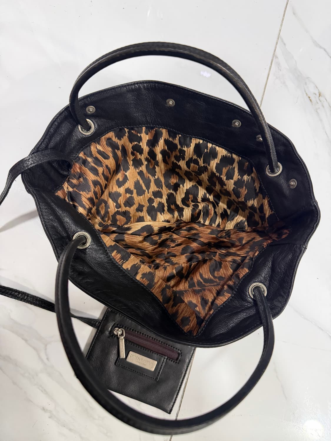 Dolce & Gabbana stud  leather bag y2k 상품이미지2