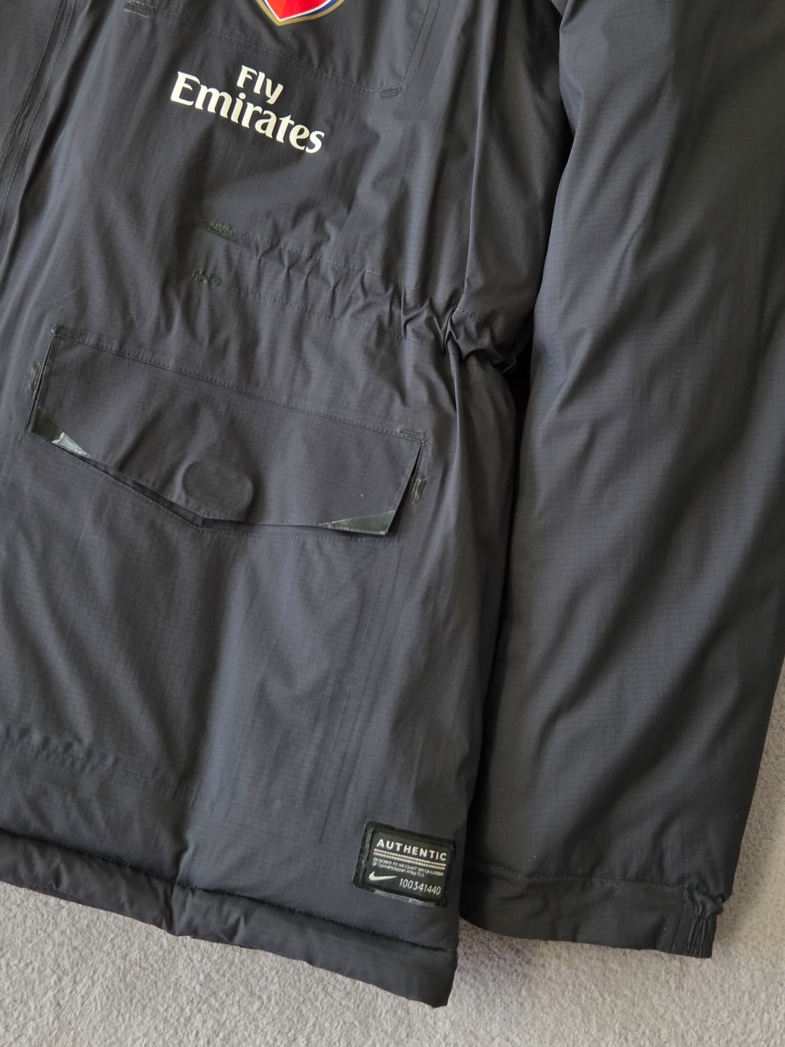 (95)
나이키 아스날 사이드라인 패딩 남 상품이미지3