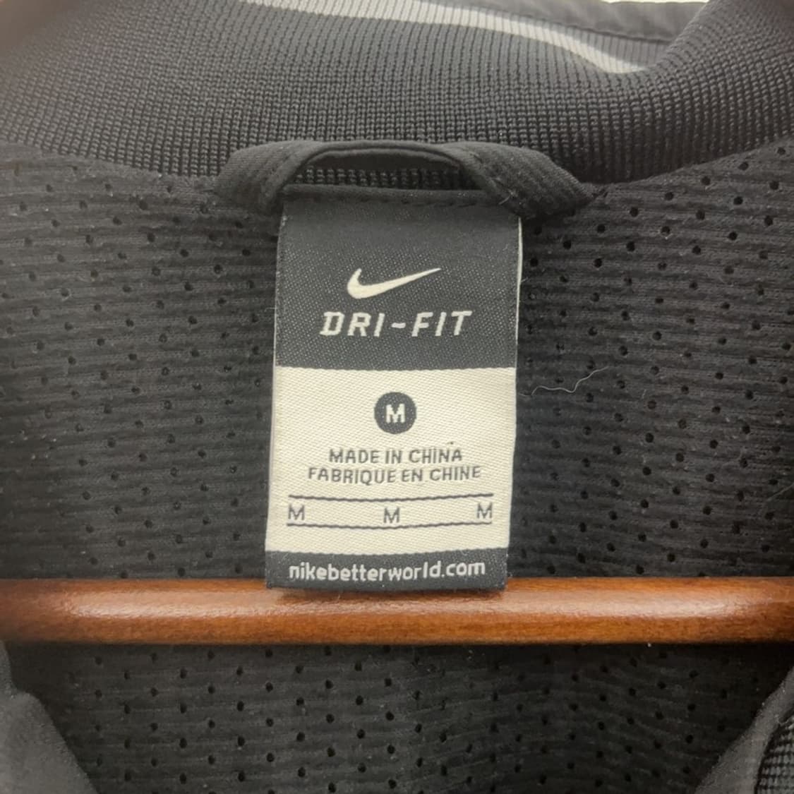 나이키 드라이핏 스우시 배색 바람막이 자켓 M C07609 상품이미지5