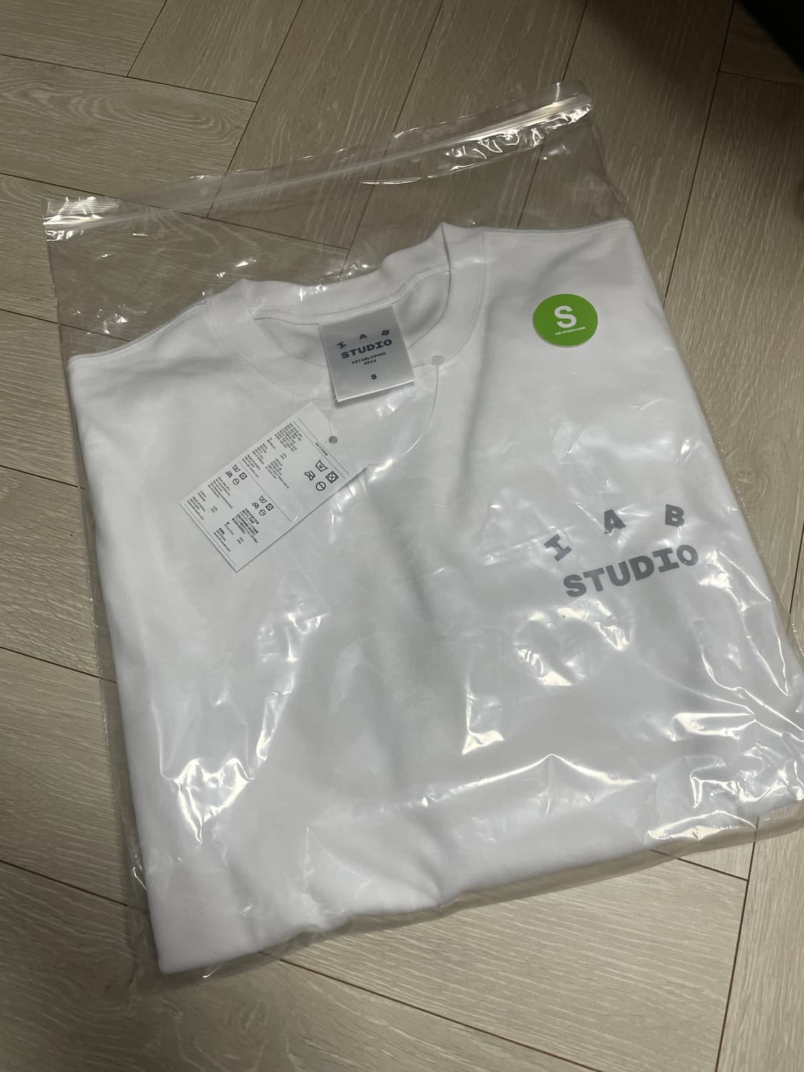 아이앱 스튜디오 롱슬리브 S 상품이미지3
