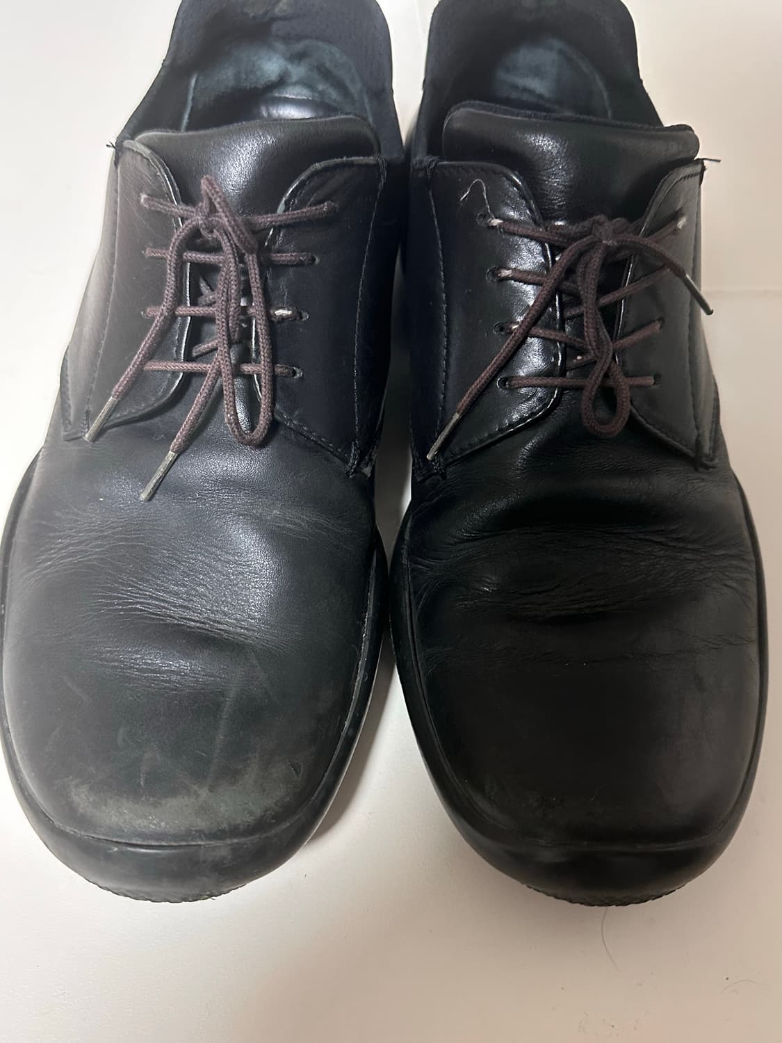 프라다 빈티지 레더 스니커즈 상품이미지2