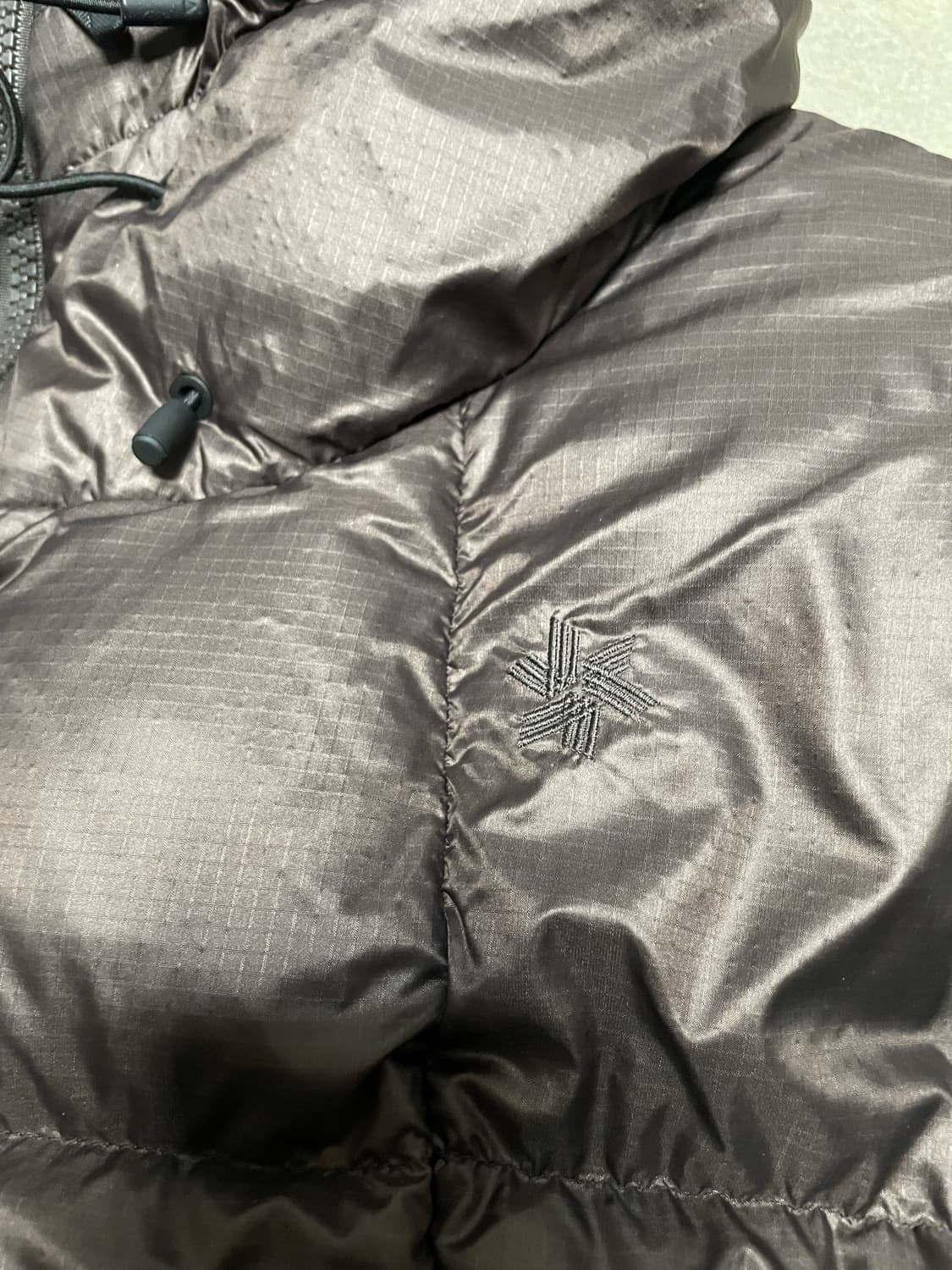 골드윈 퍼텍스 퀀텀 패딩 다운 로고 버전 L 딥 브라운 상품이미지4