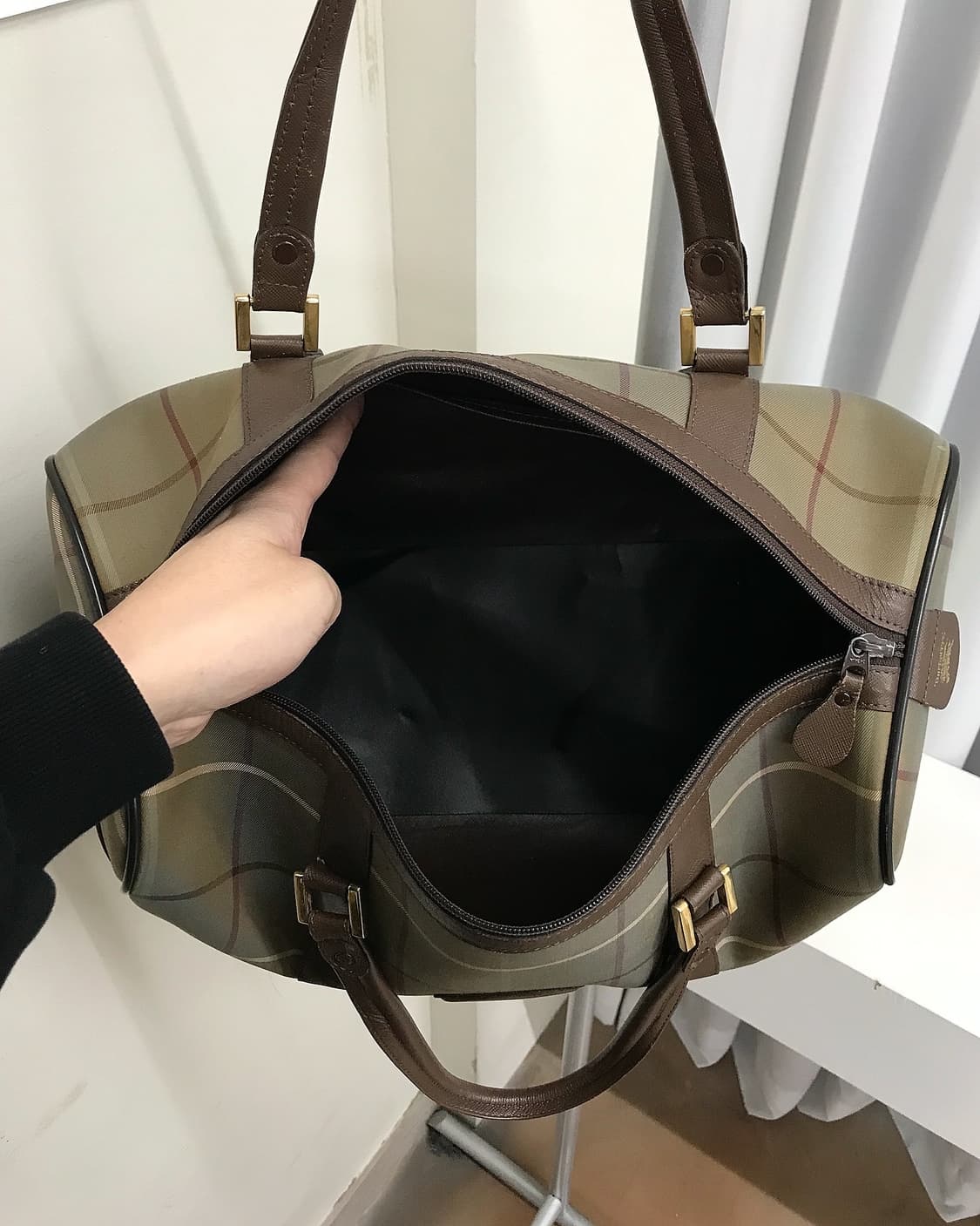 버버리 로고 체크 보스턴백 상품이미지7