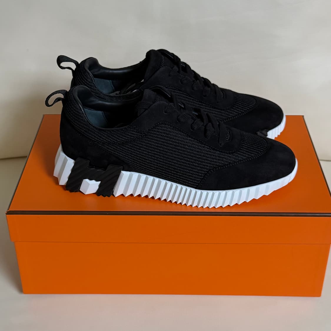 [새상품]에르메스 바운싱 메쉬 누아 39.5 상품이미지2