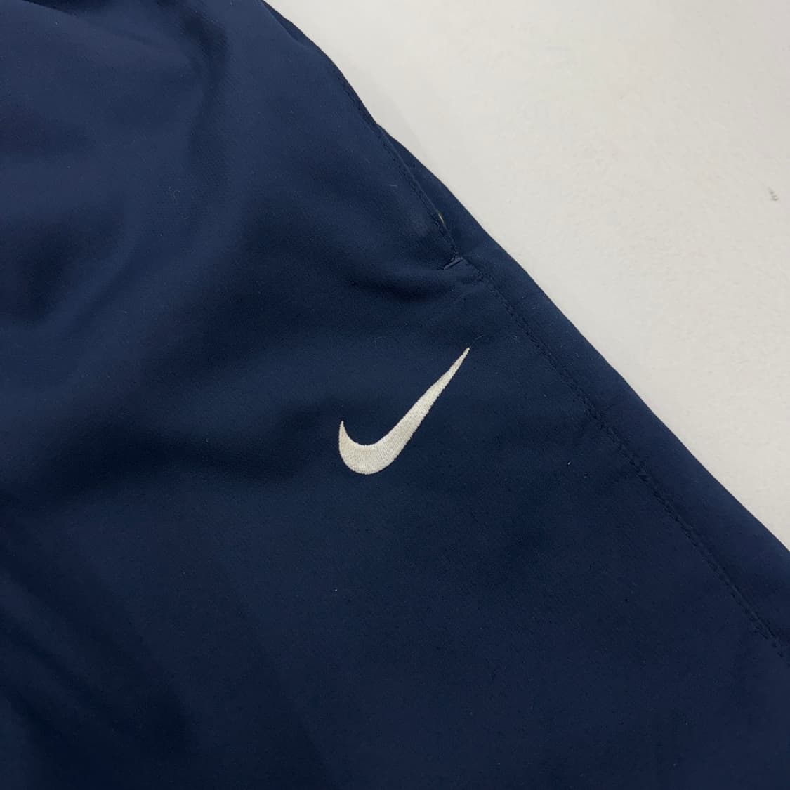 나이키 맨유 00s 올드스쿨 바람막이 트랙팬츠 상품이미지3