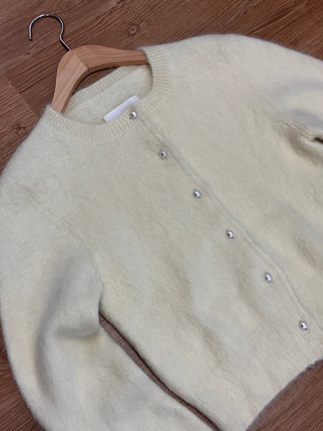 (S)메종마르지엘라 23AW 앙고라 크루넥 가디건 크림 상품이미지2