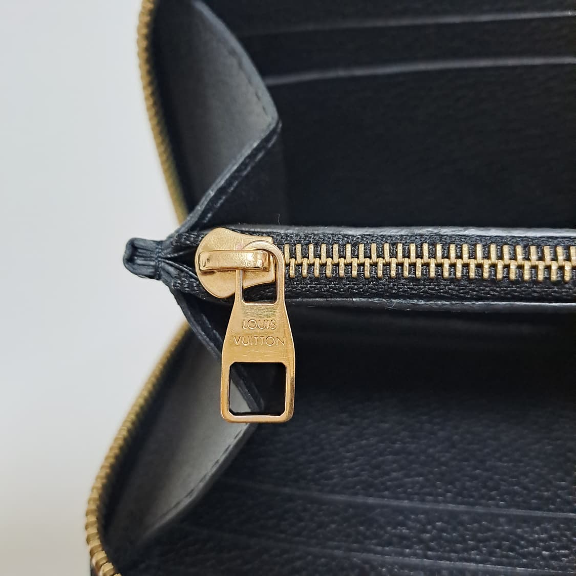 [100%/정품] 루이비통 앙프렝뜨 클레망스 장지갑 블랙, 루이비통지갑 상품이미지8