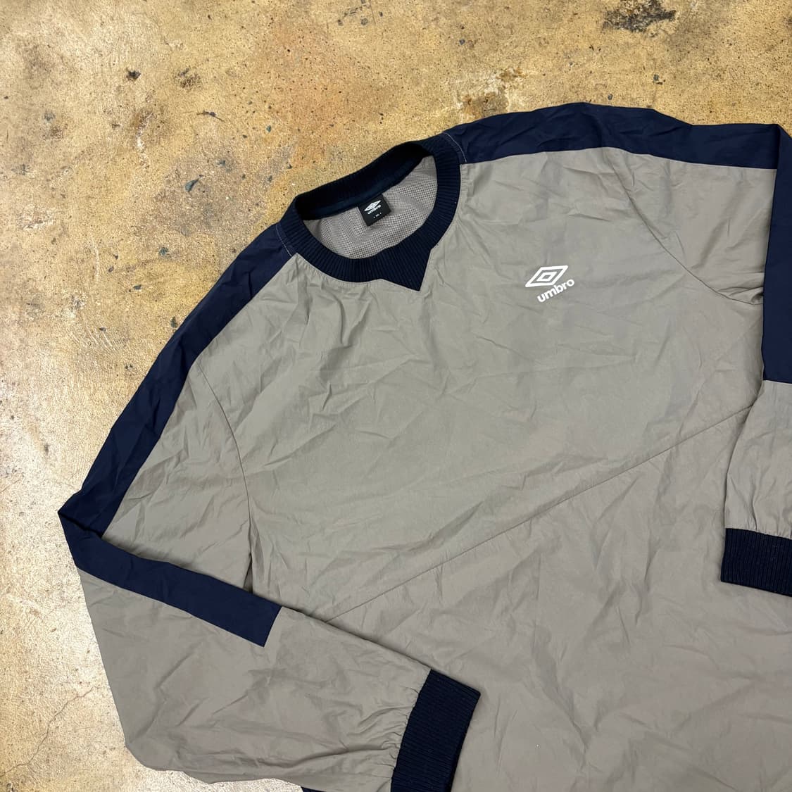 [정품/105] 엄브로 바람막이 배색 풀오버 b18 상품이미지1