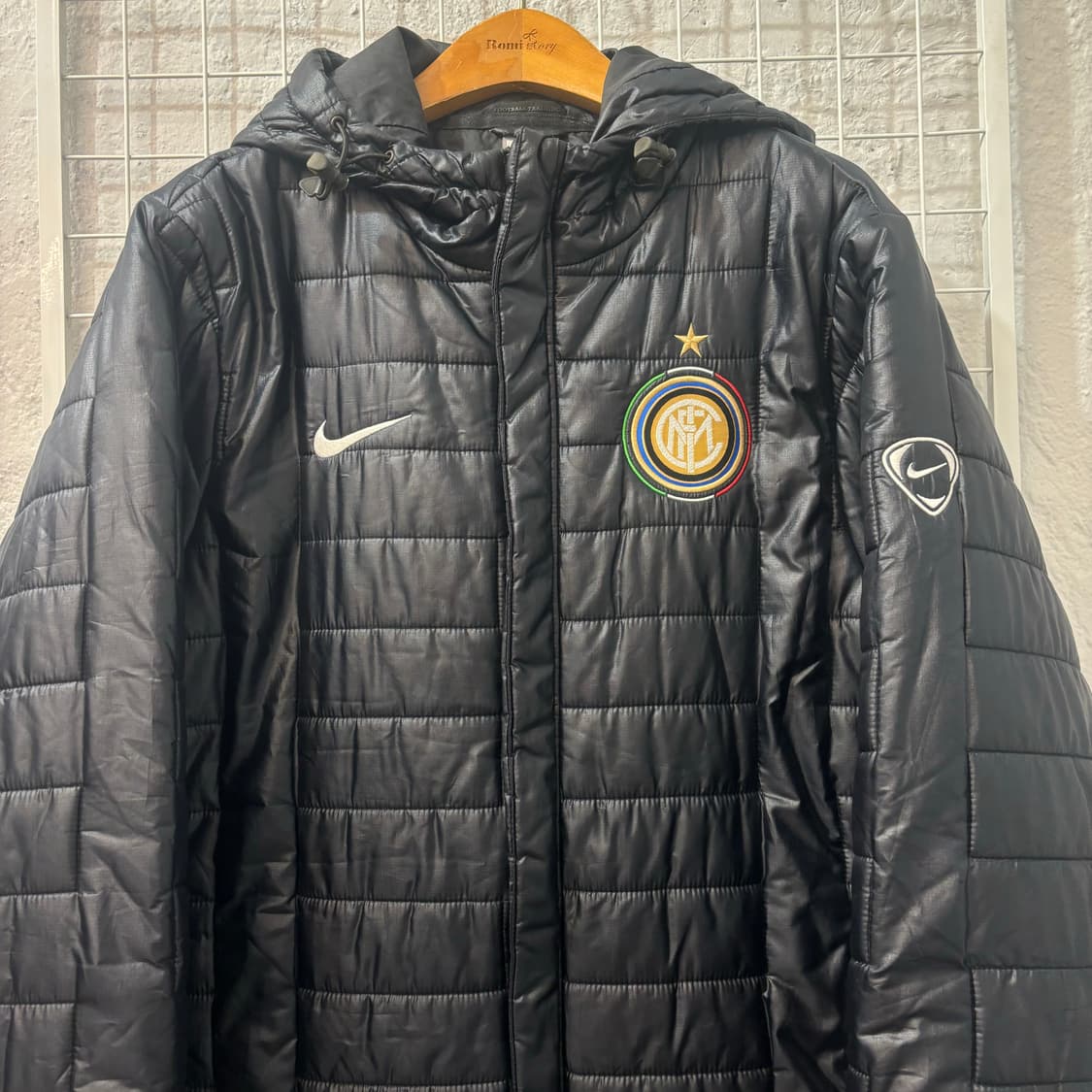 나이키 09-10 인테르 블랙 패딩 자켓 M 상품이미지3