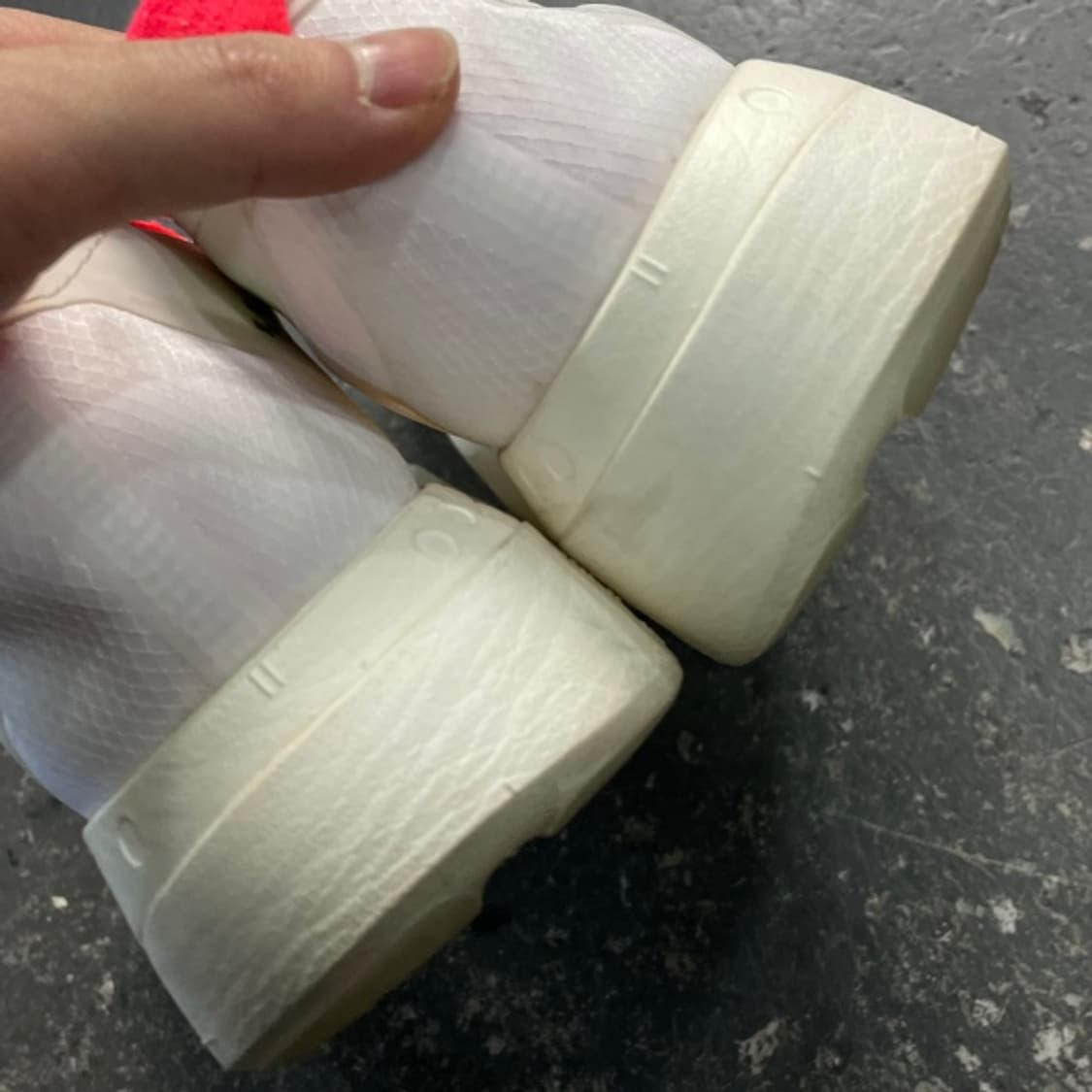 280 아디다스 아디제로 아디오스 프로4 런닝화  상품이미지4